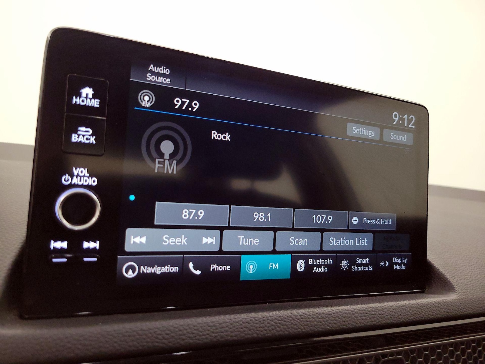 2022 Honda Civic Touring - Photo 17