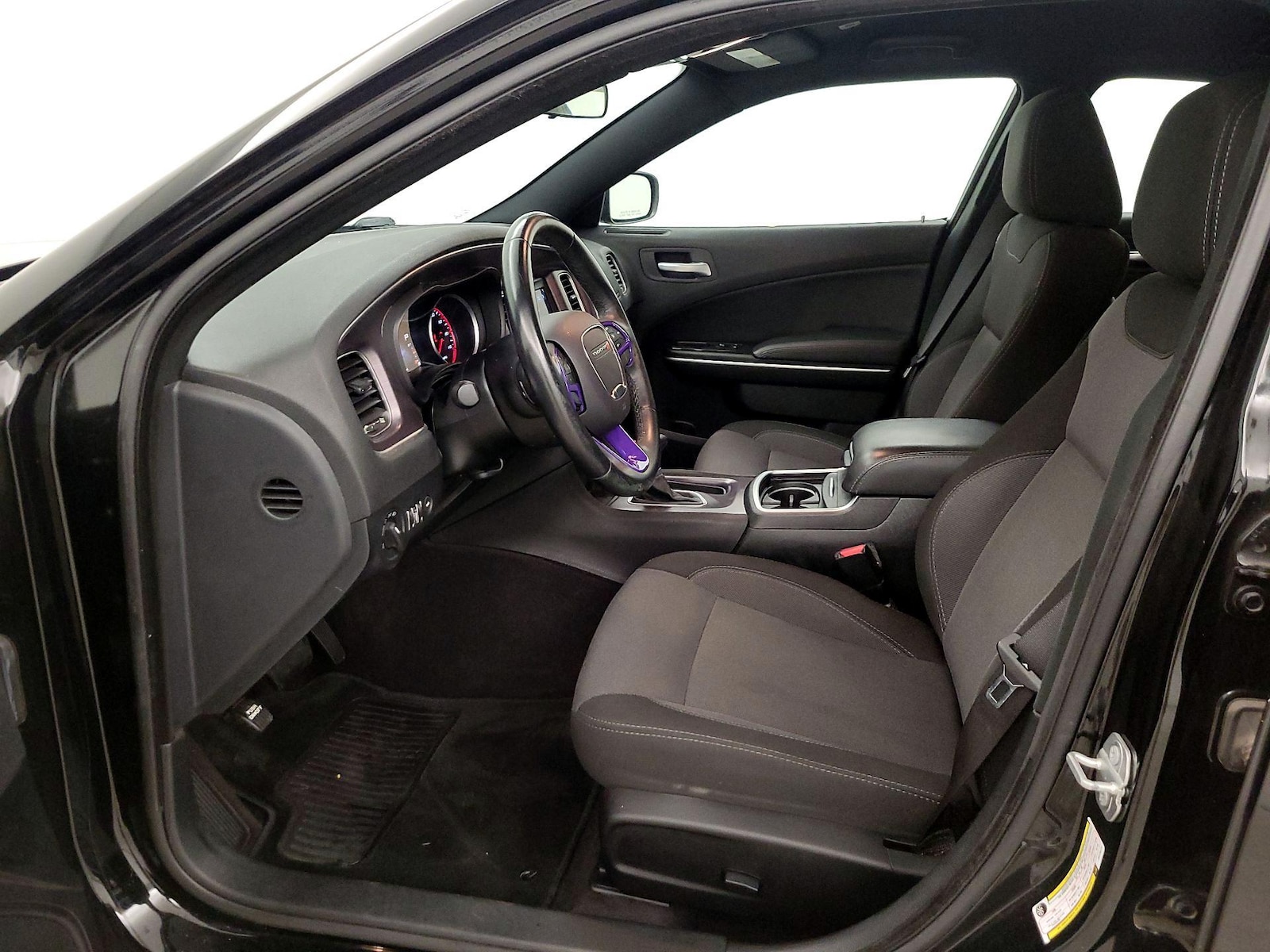 Power Seat(s) & Side Airbags
