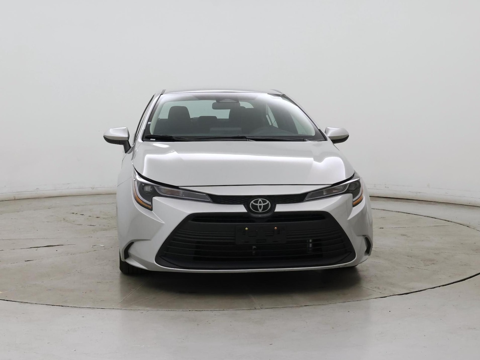 2025 Toyota Corolla LE - Photo 6