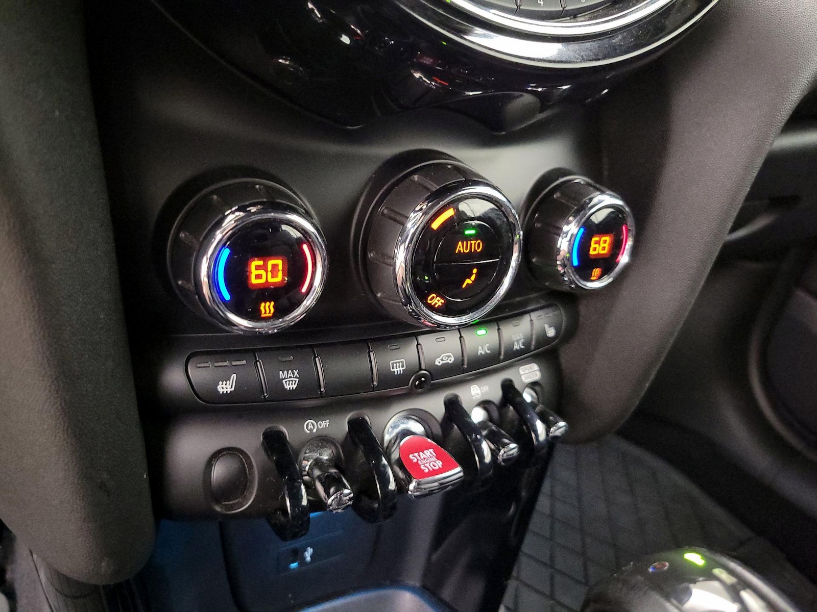2019 MINI Convertible S - Photo 17