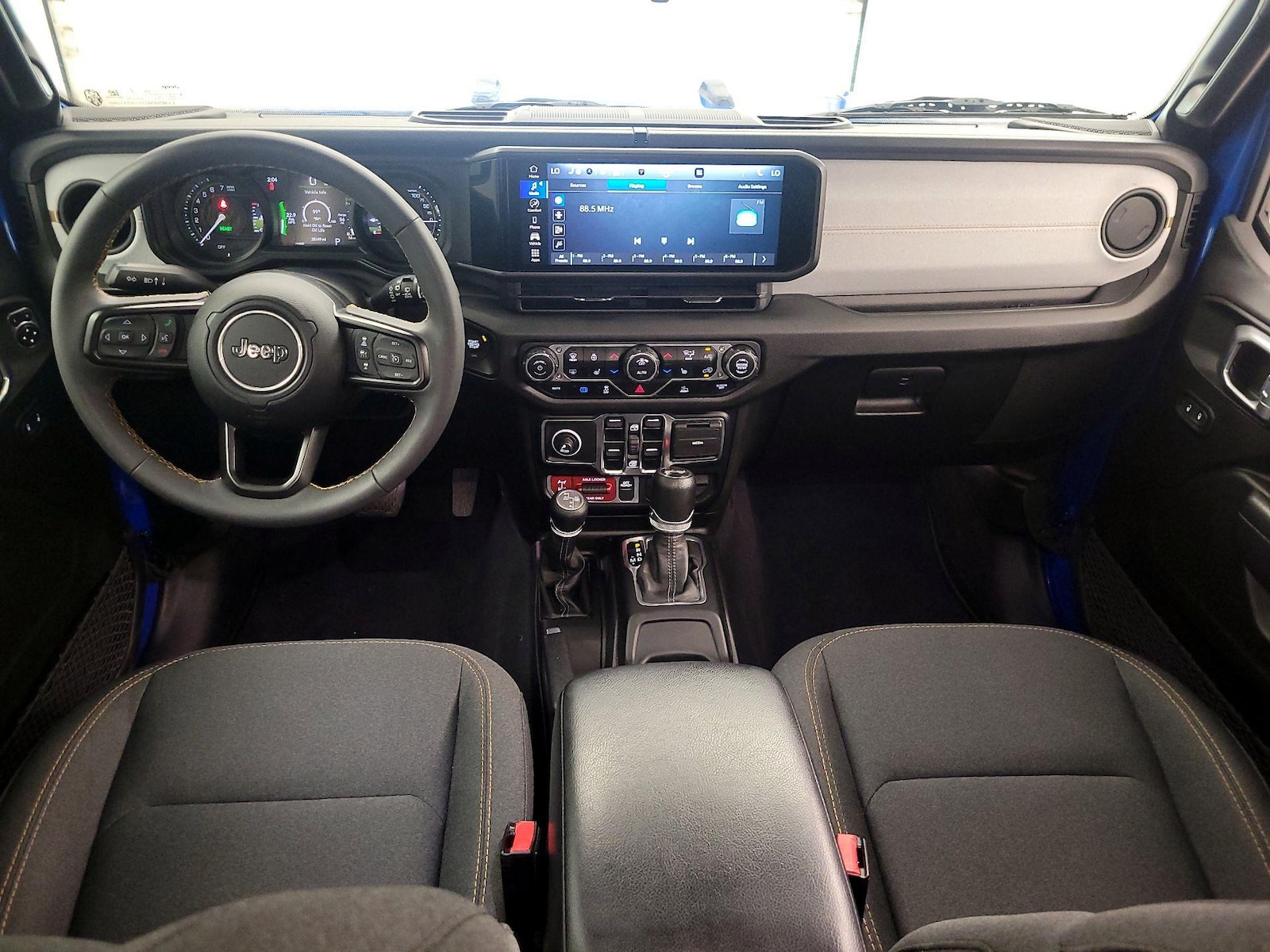 2024 Jeep Wrangler 4xe Willys 4XE - Photo 10