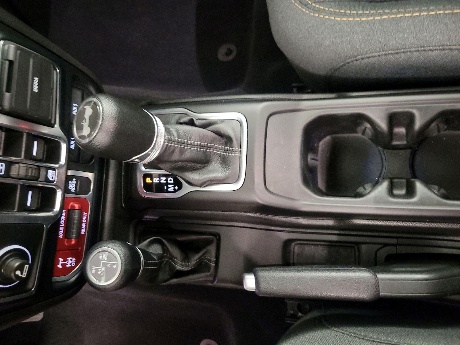 2024 Jeep Wrangler 4xe Willys 4XE - Photo 18
