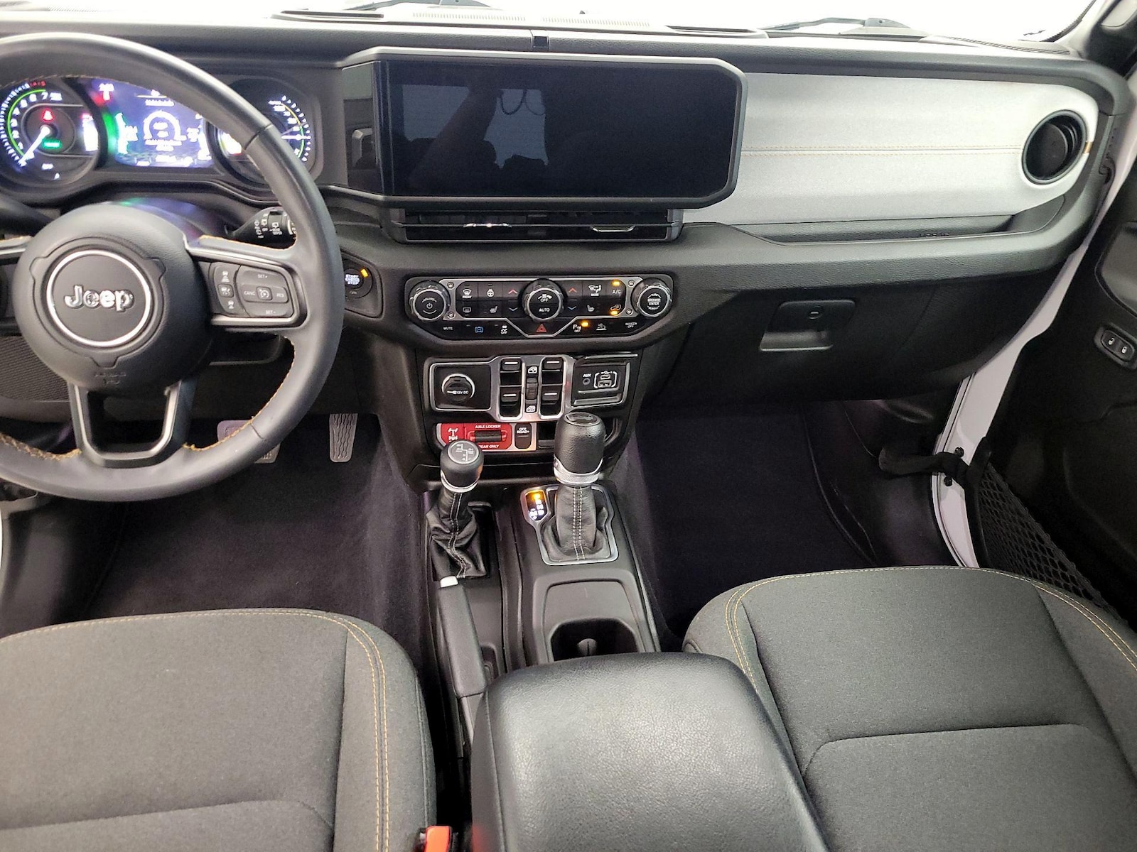 2024 Jeep Wrangler 4xe Willys 4XE - Photo 10