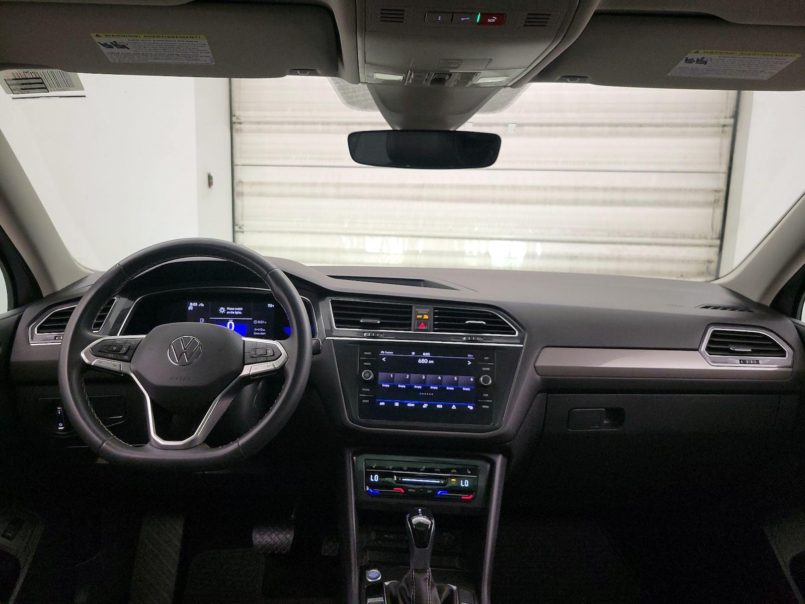 2022 Volkswagen Tiguan SE - Photo 10