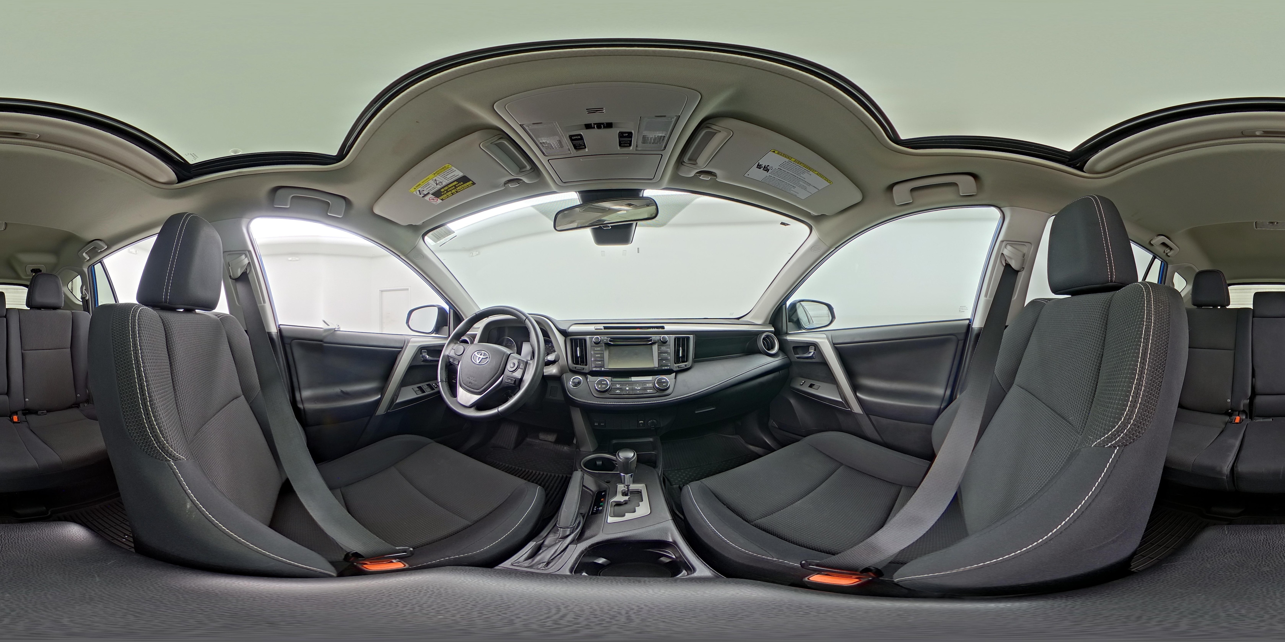 2018 Toyota RAV4 XLE - Photo 26