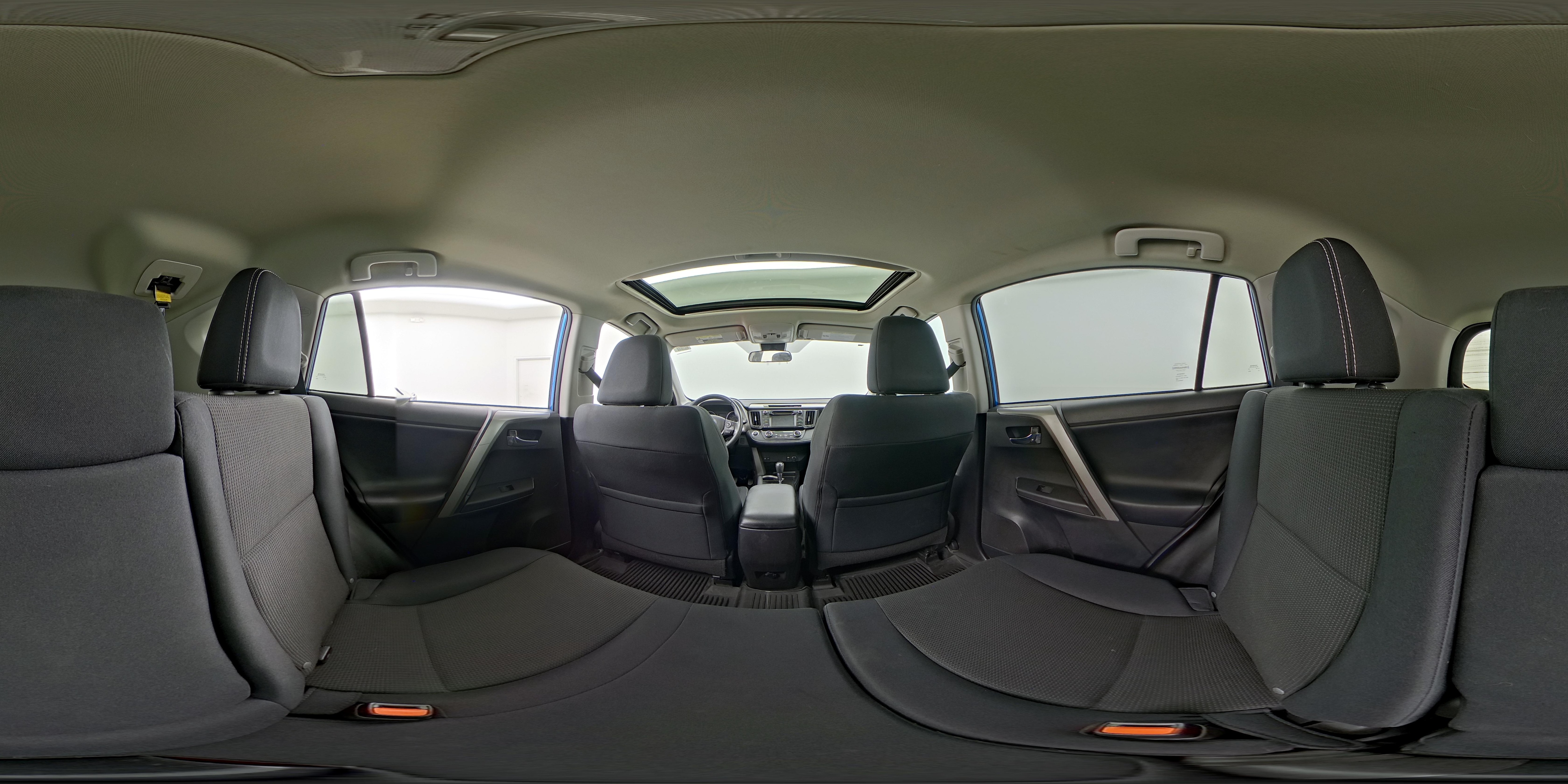 2018 Toyota RAV4 XLE - Photo 27
