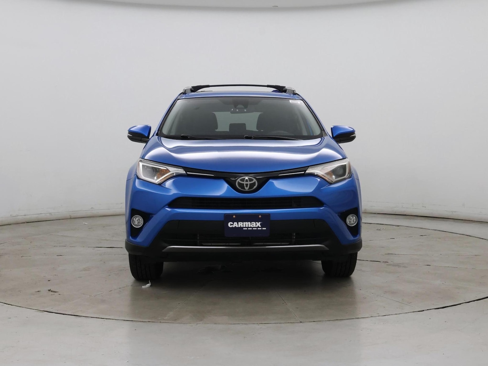 2018 Toyota RAV4 XLE - Photo 6