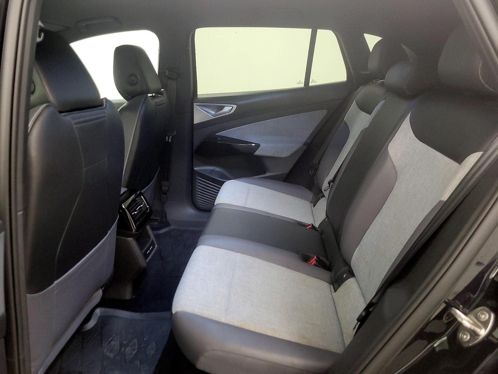 2023 Volkswagen ID.4 PRO - Photo 19