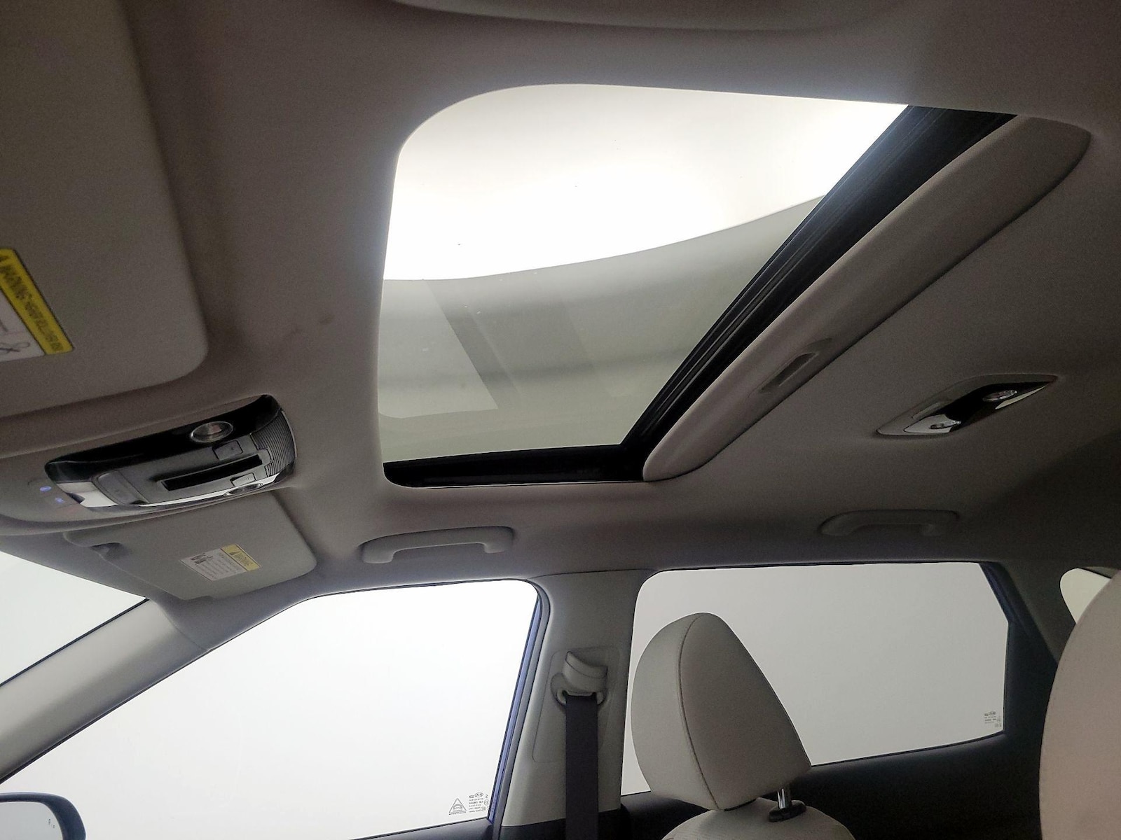 Sunroof(s) & Overhead Airbags