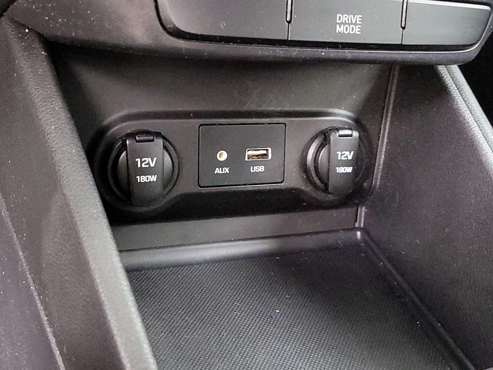 2022 Hyundai Accent SE - Photo 19