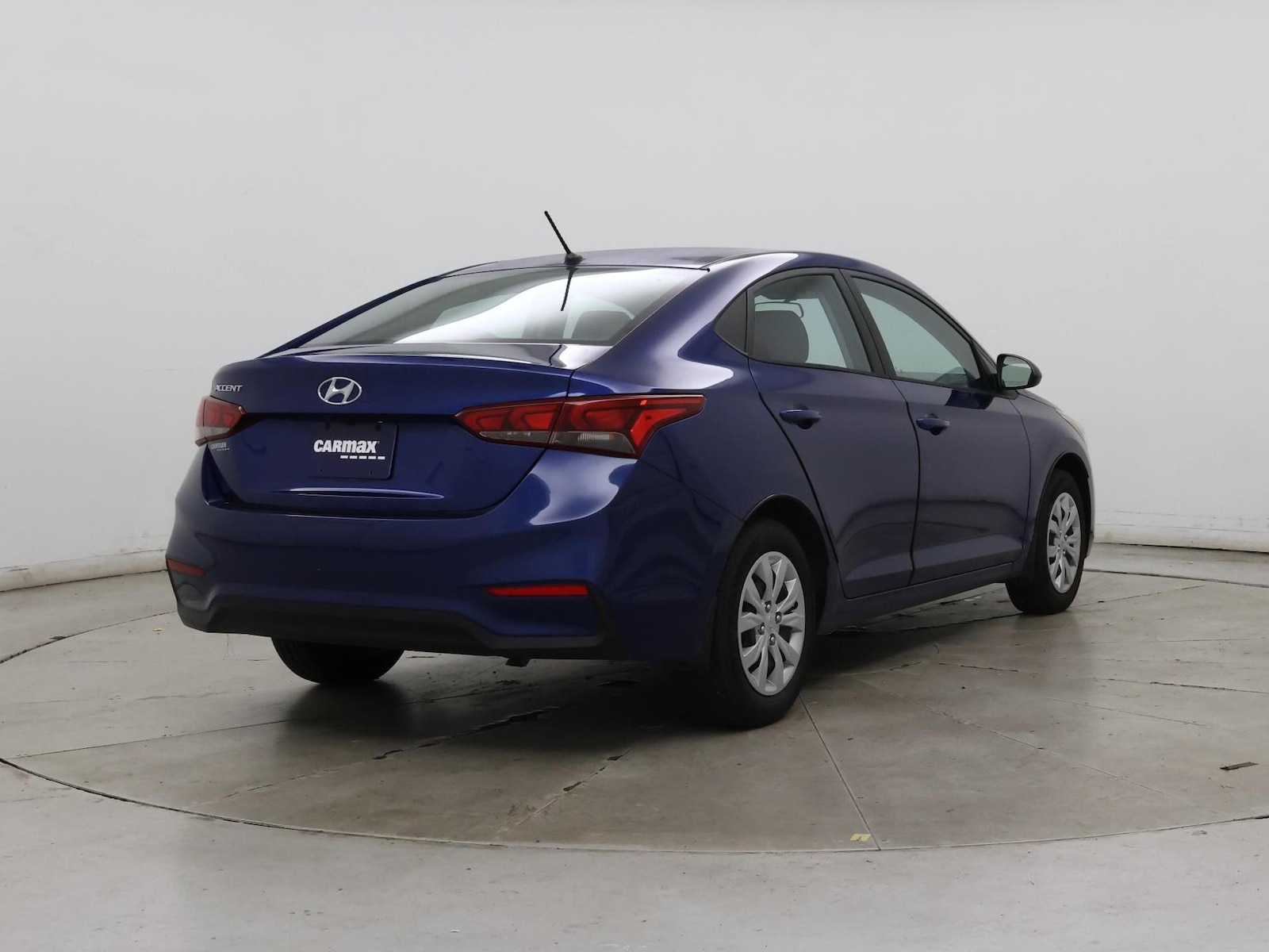 2022 Hyundai Accent SE - Photo 9