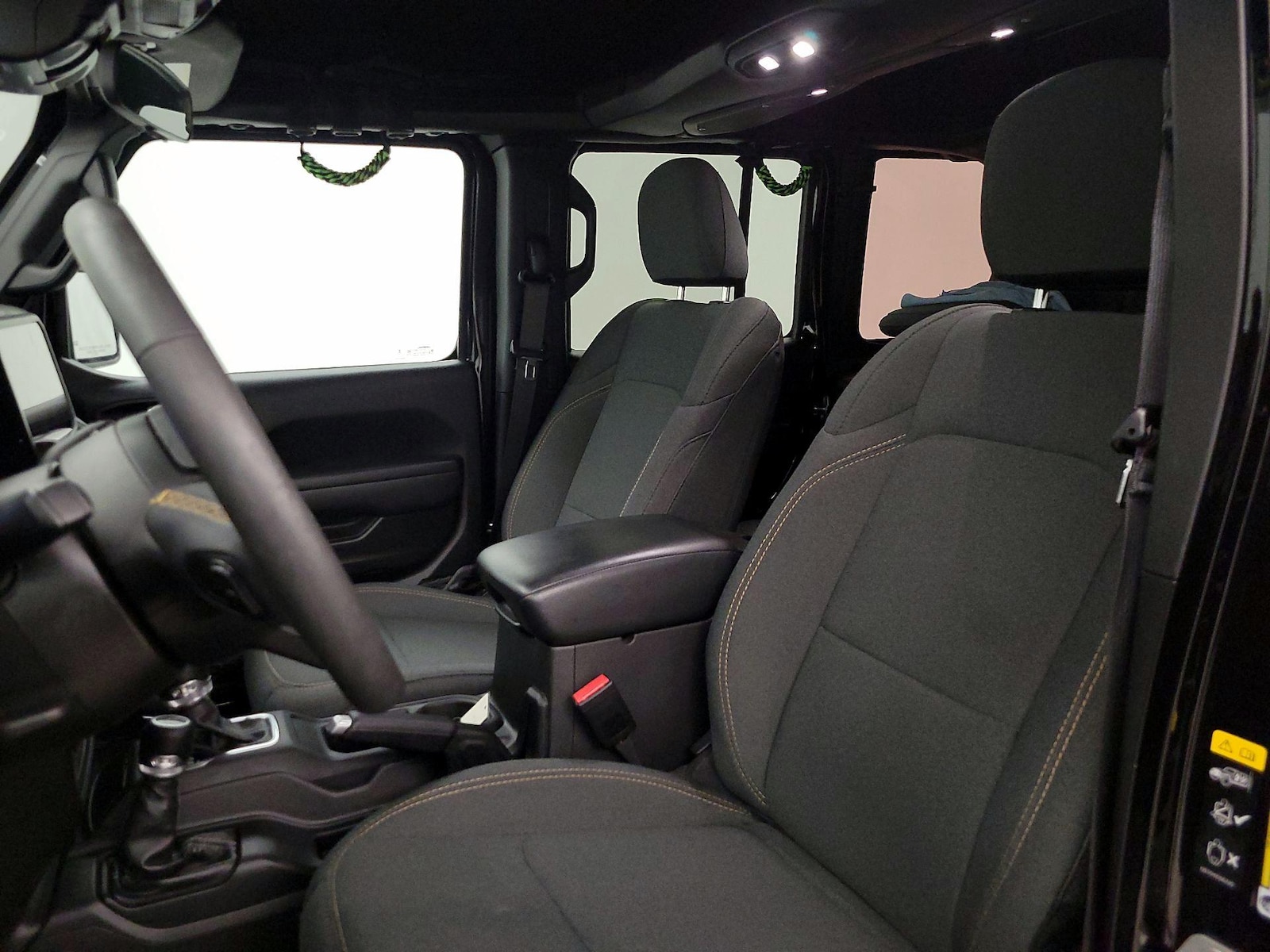 2024 Jeep Wrangler 4-Door Sport S - Photo 12
