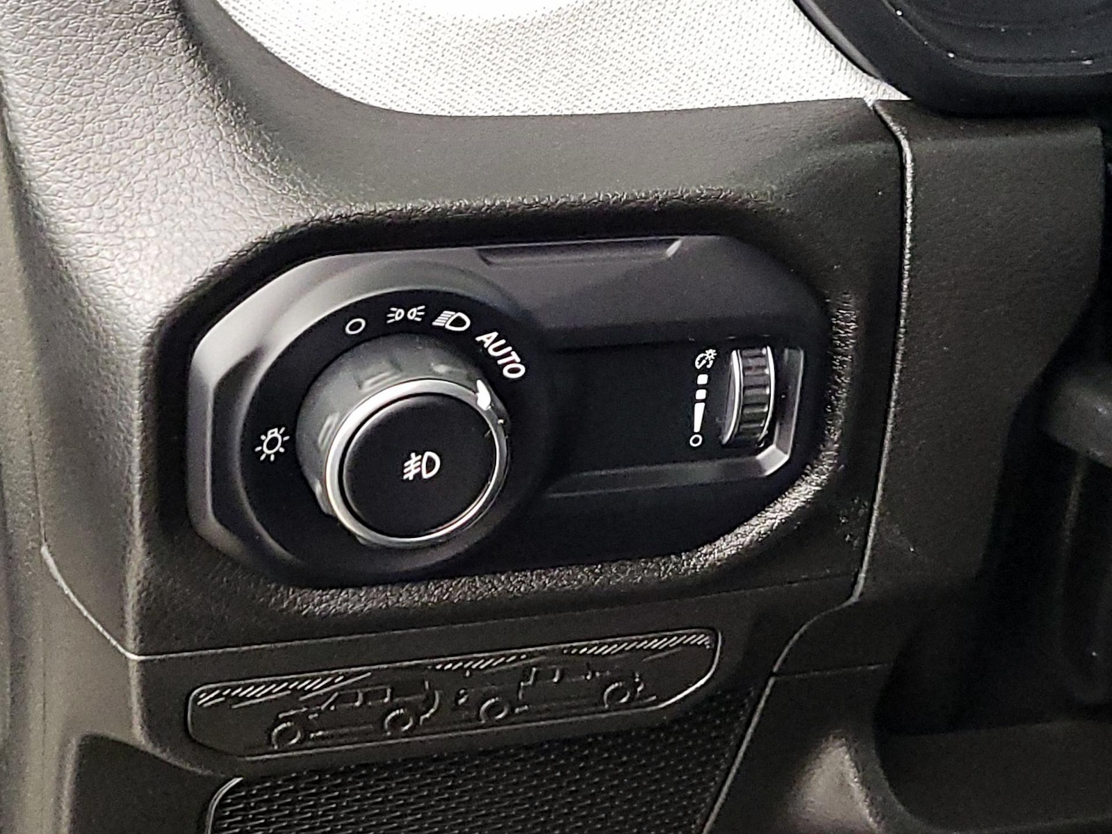 2024 Jeep Wrangler 4-Door Sport S - Photo 14