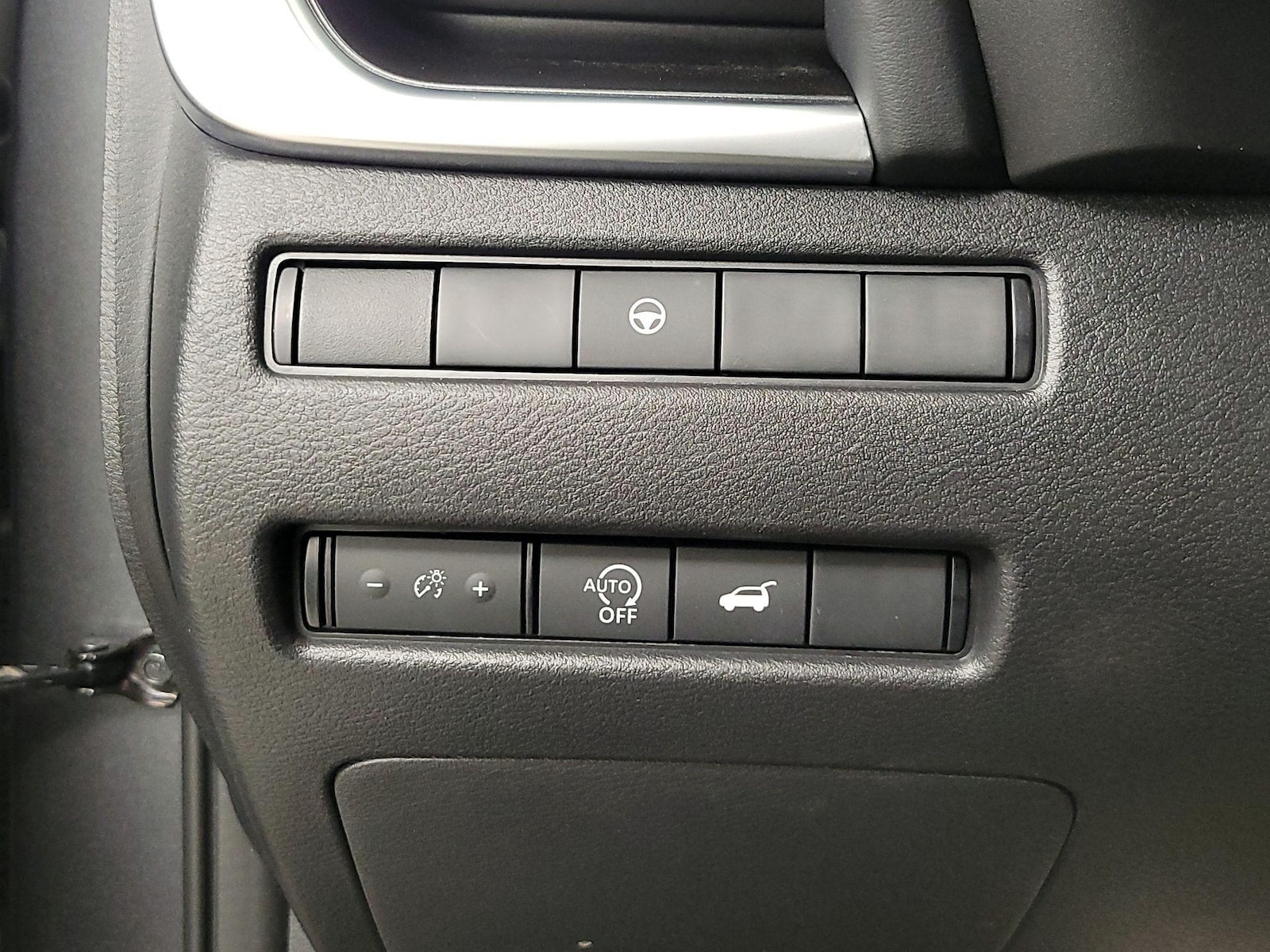 2026 Nissan Rogue SV - Photo 14
