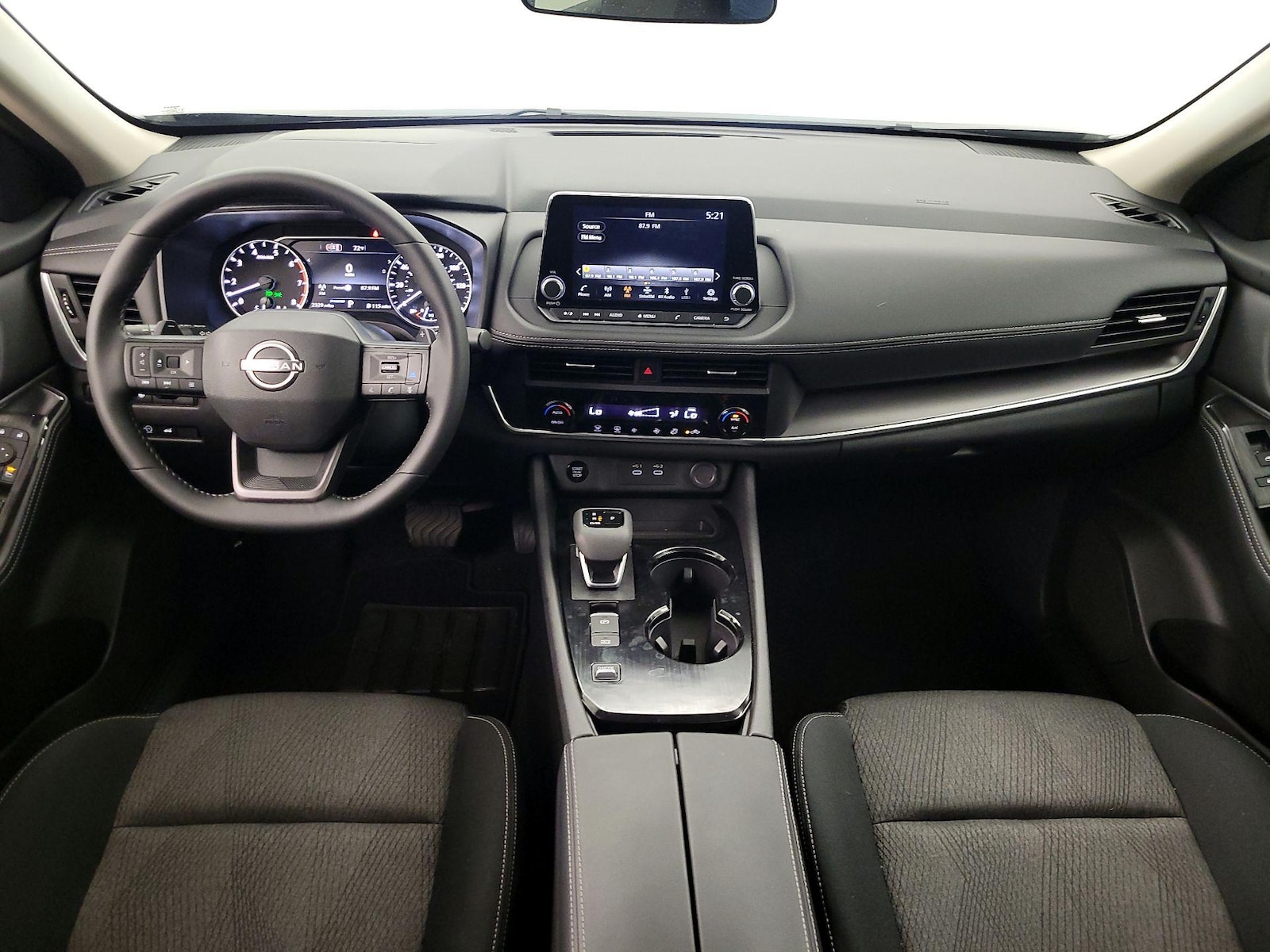 2026 Nissan Rogue SV - Photo 10