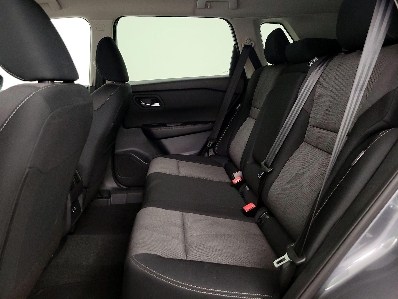 2026 Nissan Rogue SV - Photo 20