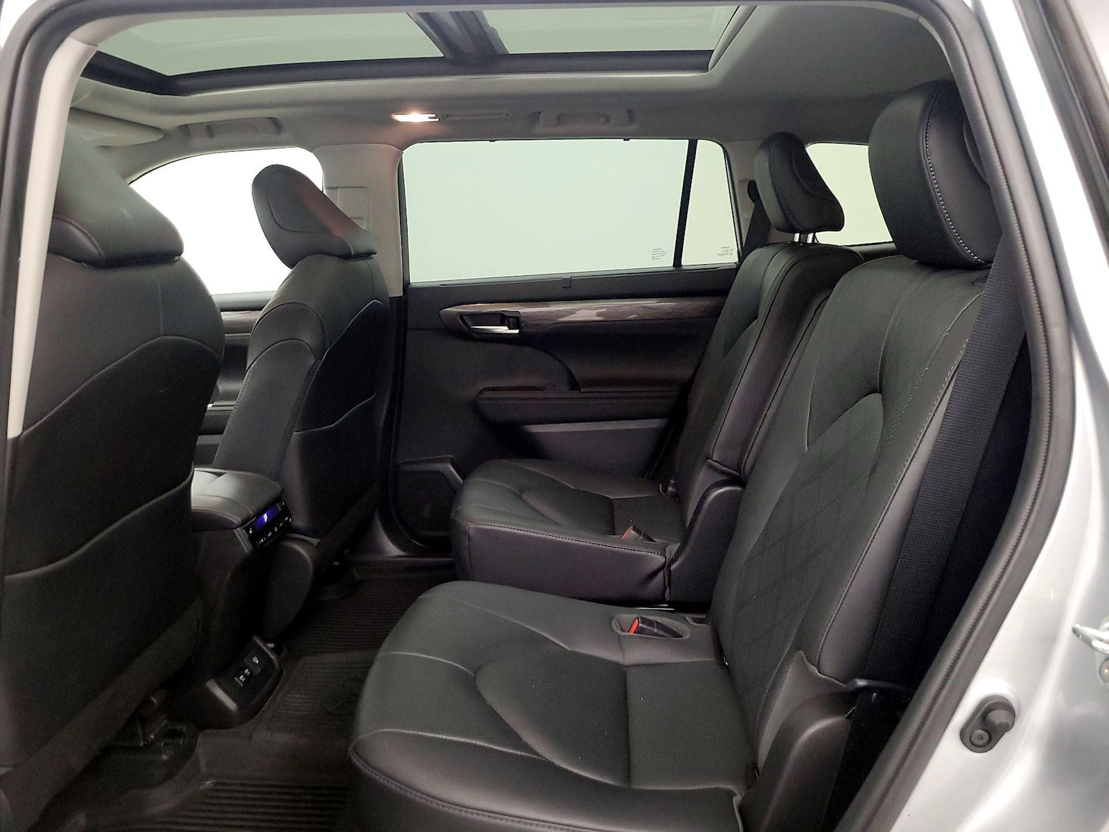 Rear Air Conditioning