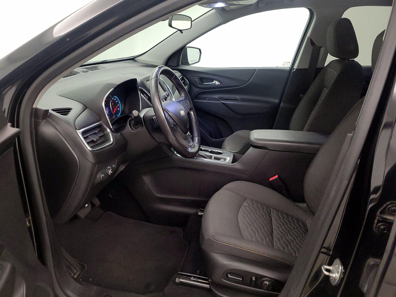 Power Seat(s) & Side Airbags