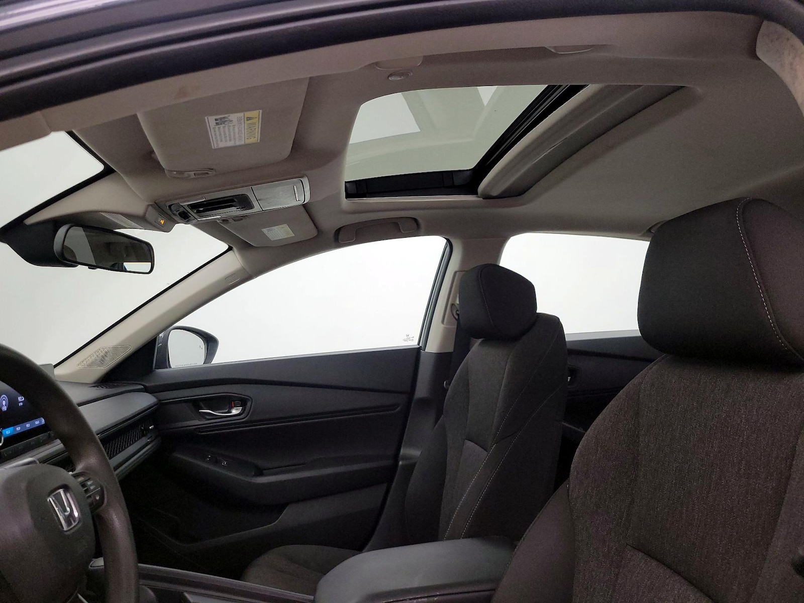 Sunroof(s) & Overhead Airbags