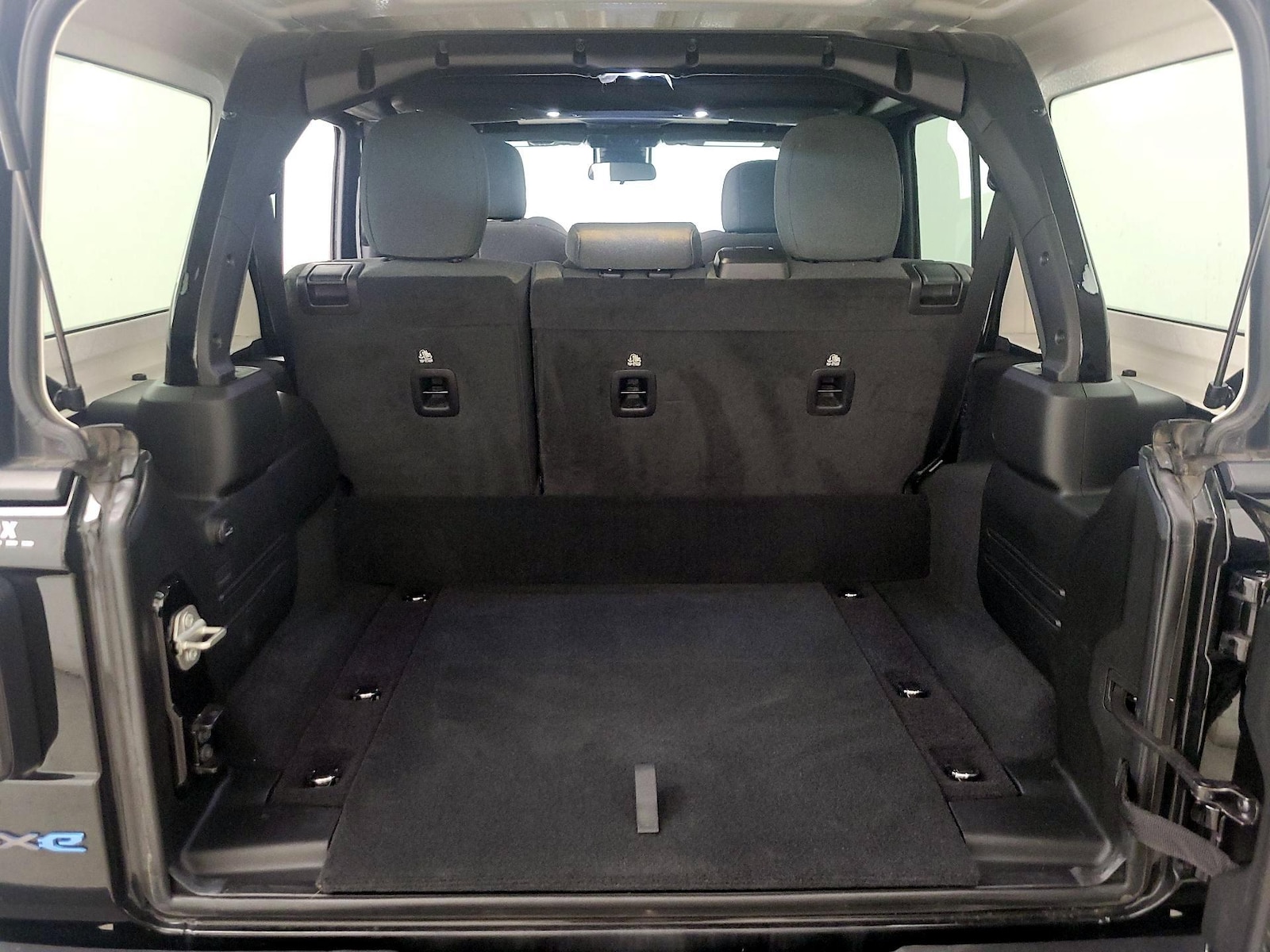2024 Jeep Wrangler 4xe Willys 4XE - Photo 21