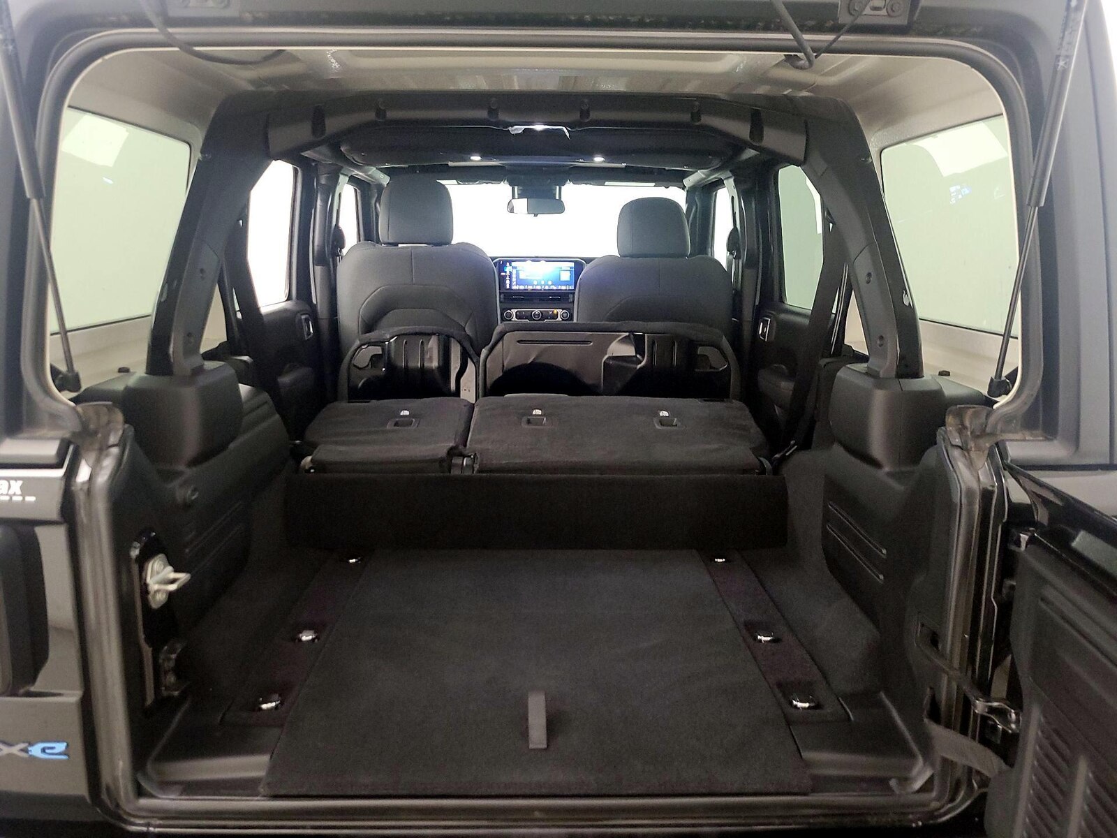2024 Jeep Wrangler 4xe Willys 4XE - Photo 22