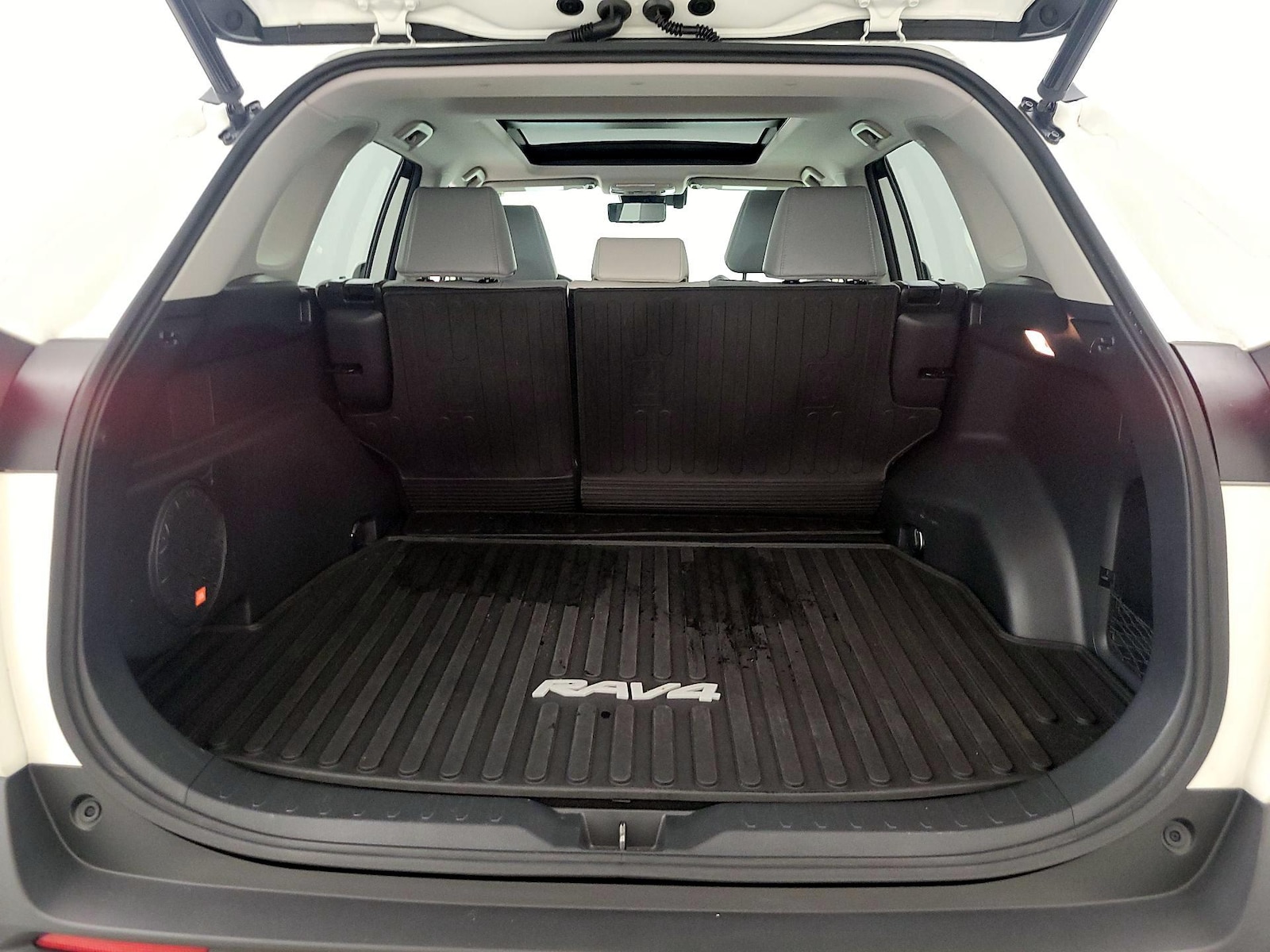 2019 Toyota RAV4 Limited - Photo 23