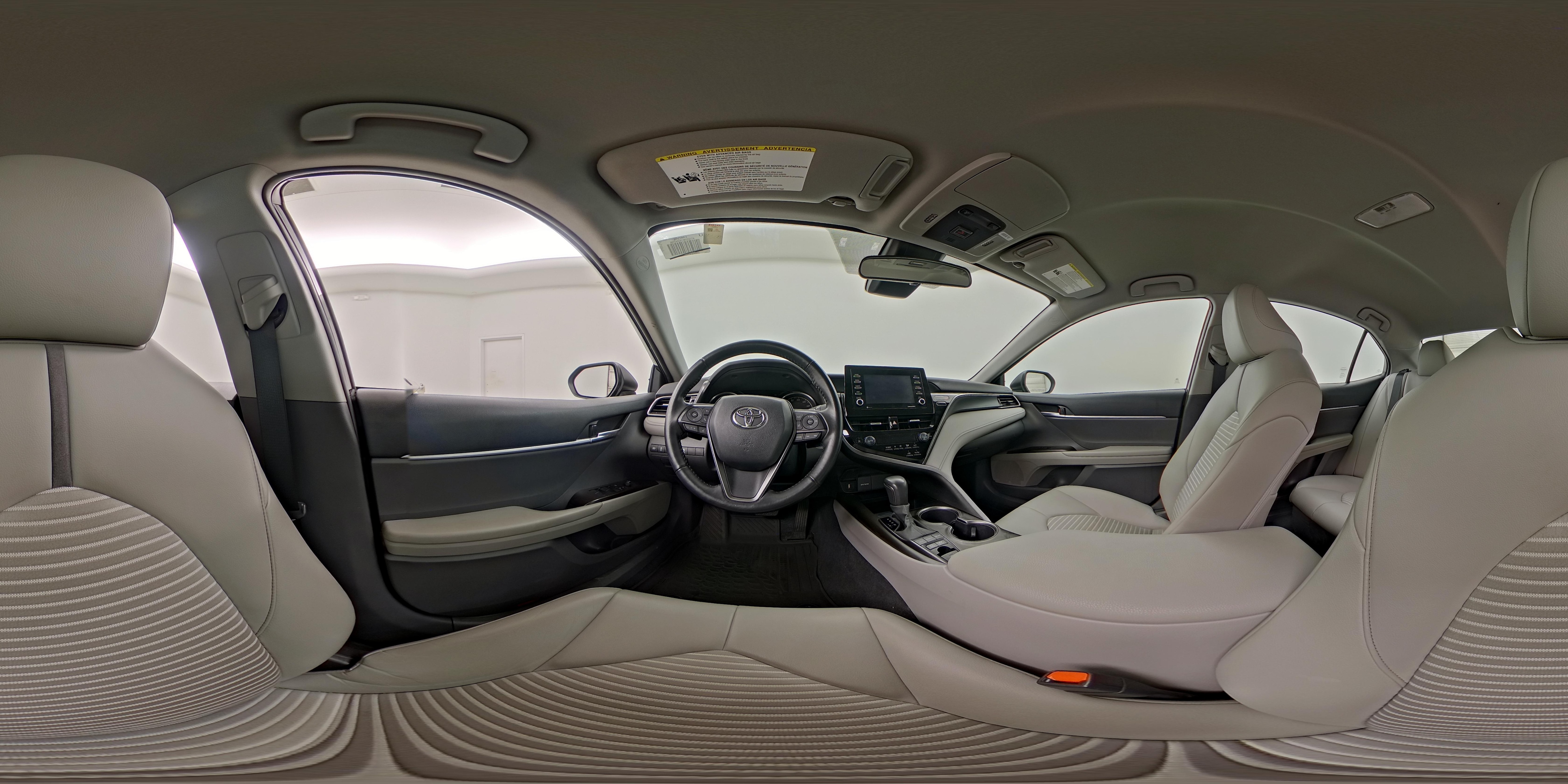 2022 Toyota Camry SE - Photo 27