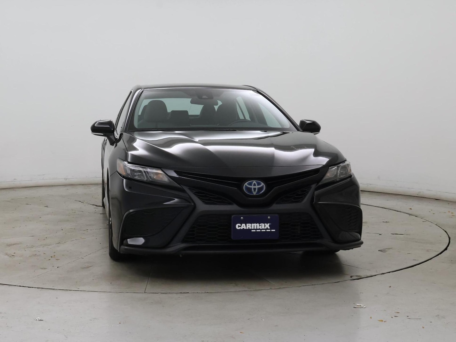 2022 Toyota Camry SE - Photo 6