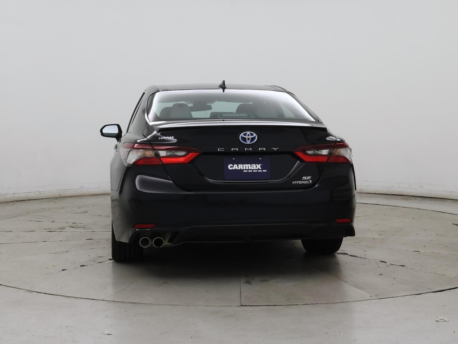 2022 Toyota Camry SE - Photo 7