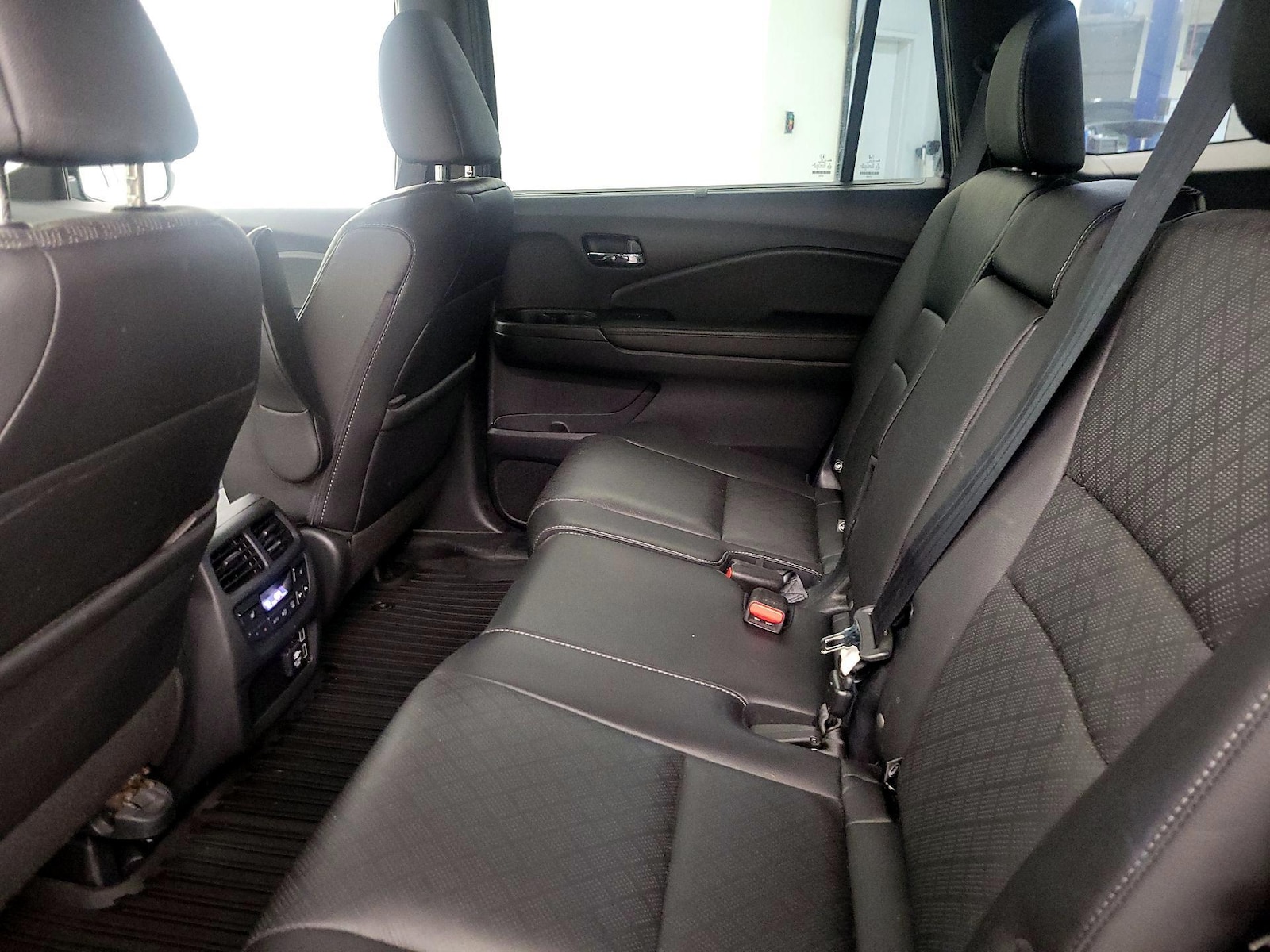 Rear Air Conditioning