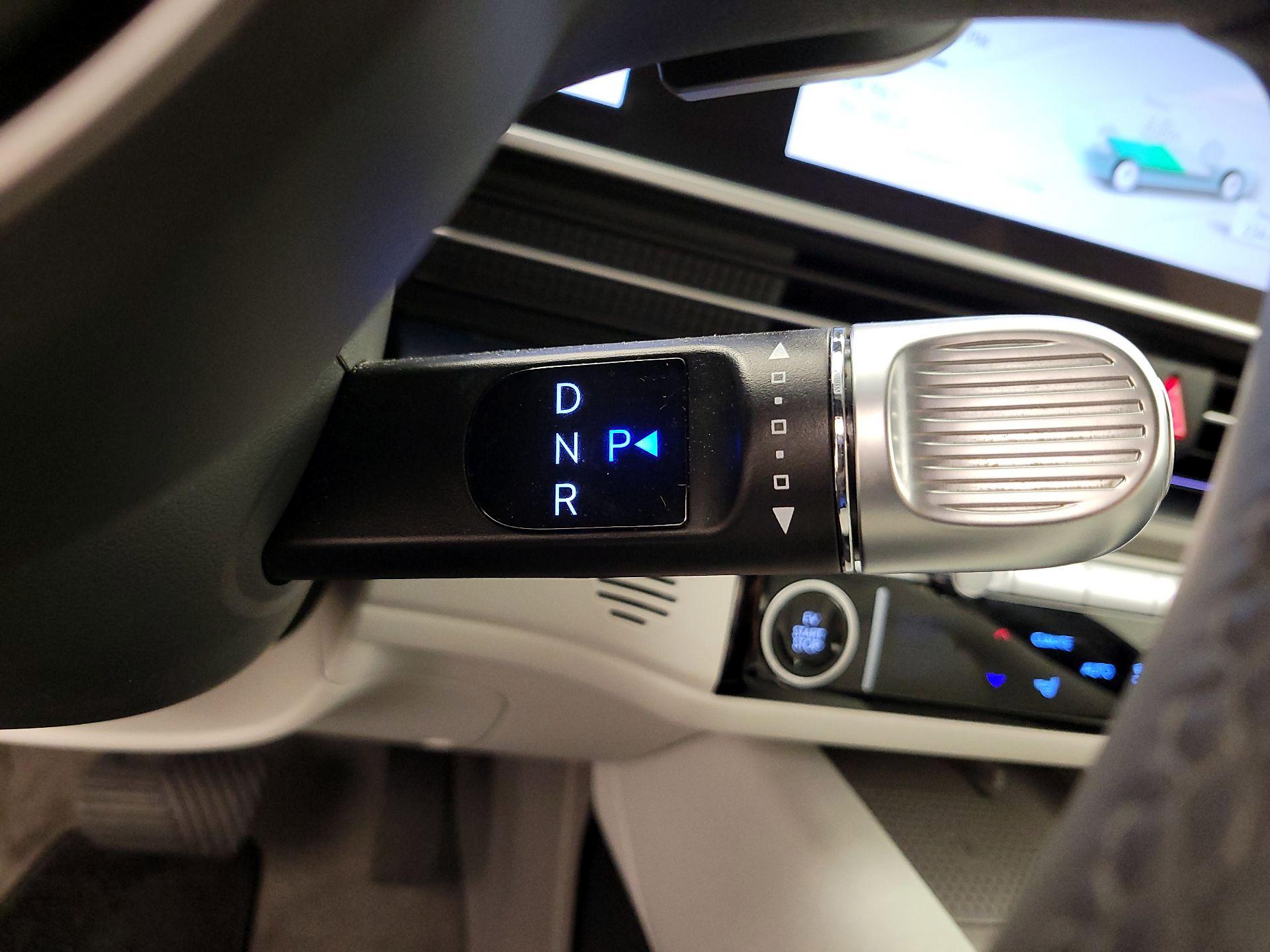 Thumbnail: 2024 Hyundai Ioniq 6 - 18