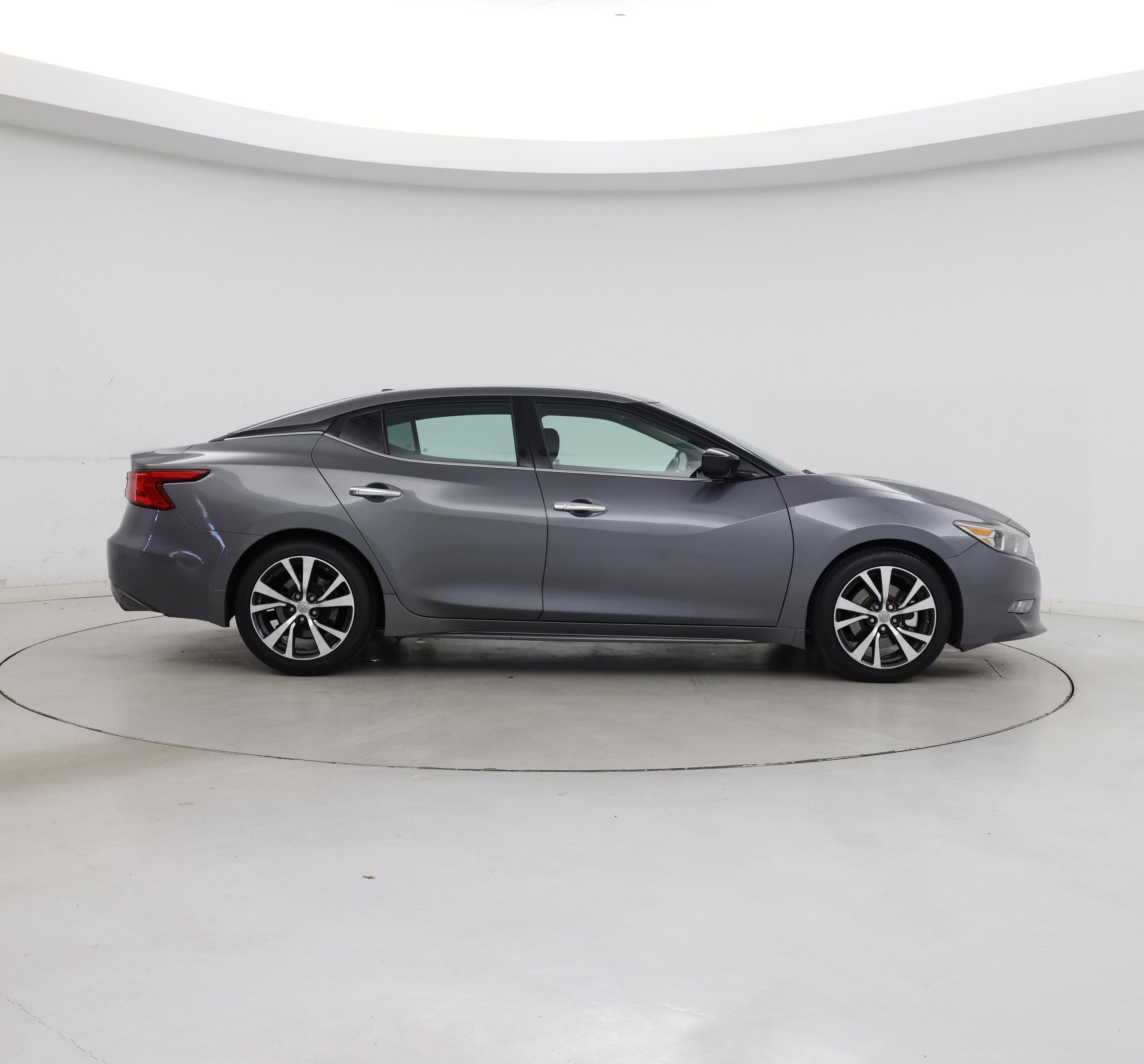 Thumbnail: 2017 Nissan Maxima - 7