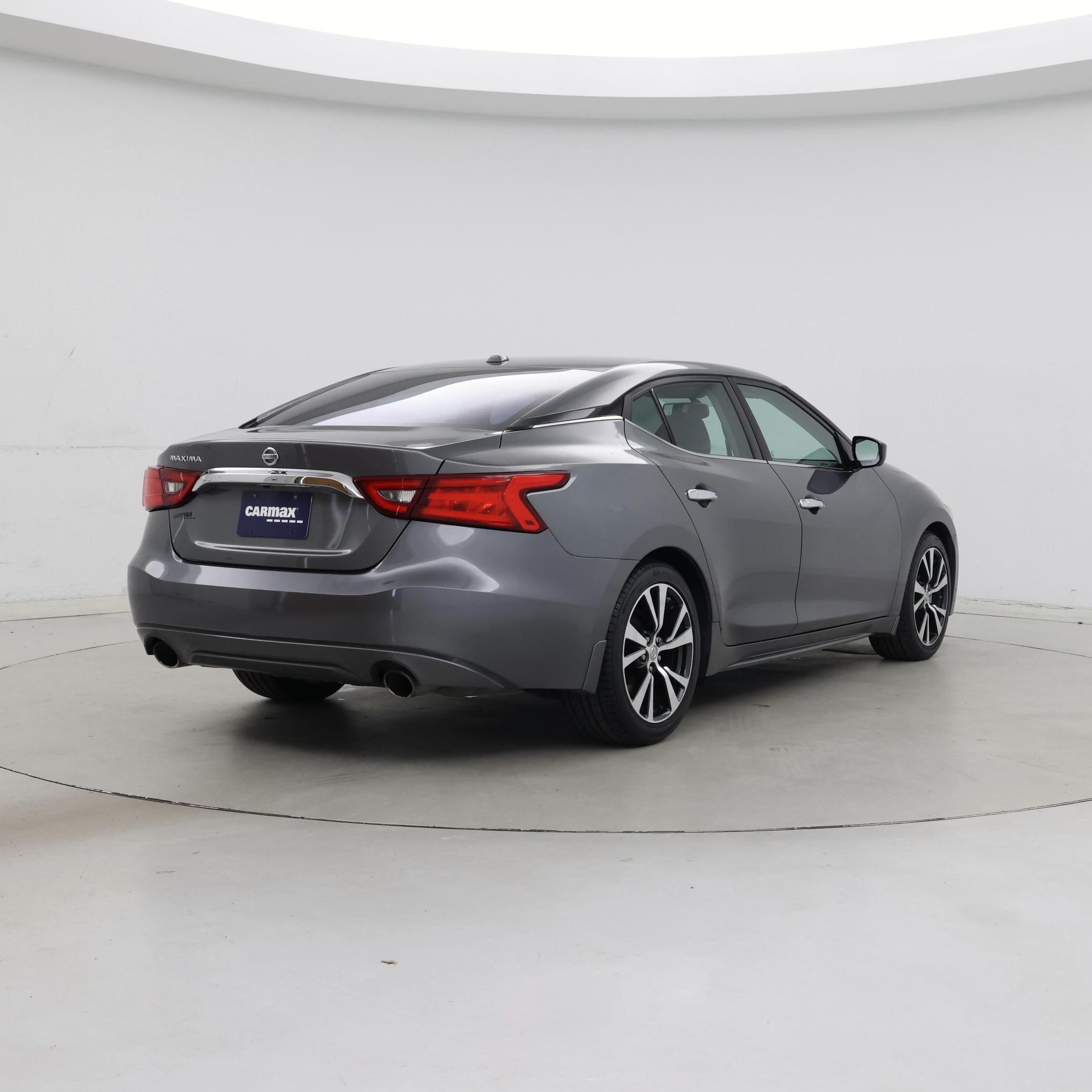 Thumbnail: 2017 Nissan Maxima - 8