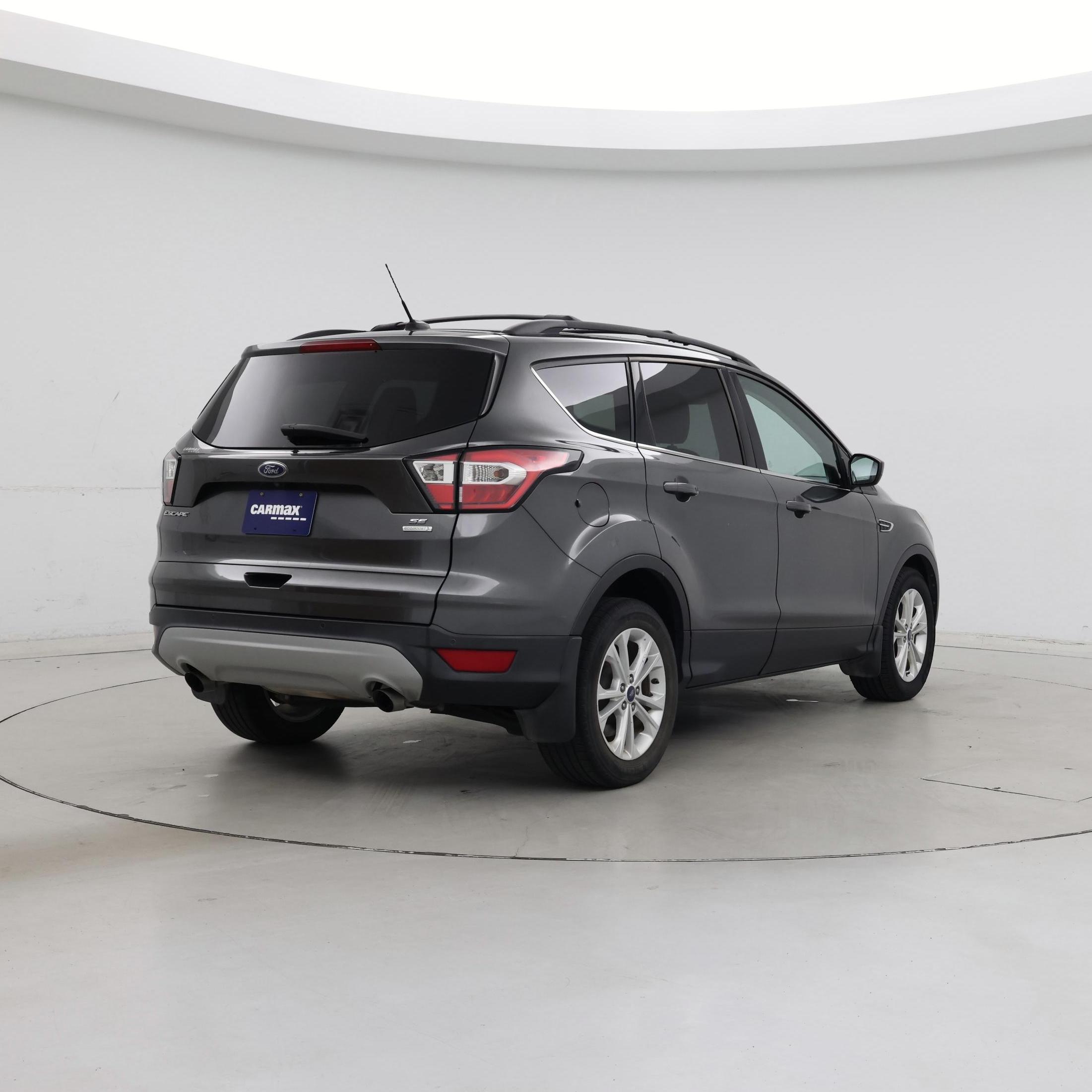 Thumbnail: 2017 Ford Escape - 8