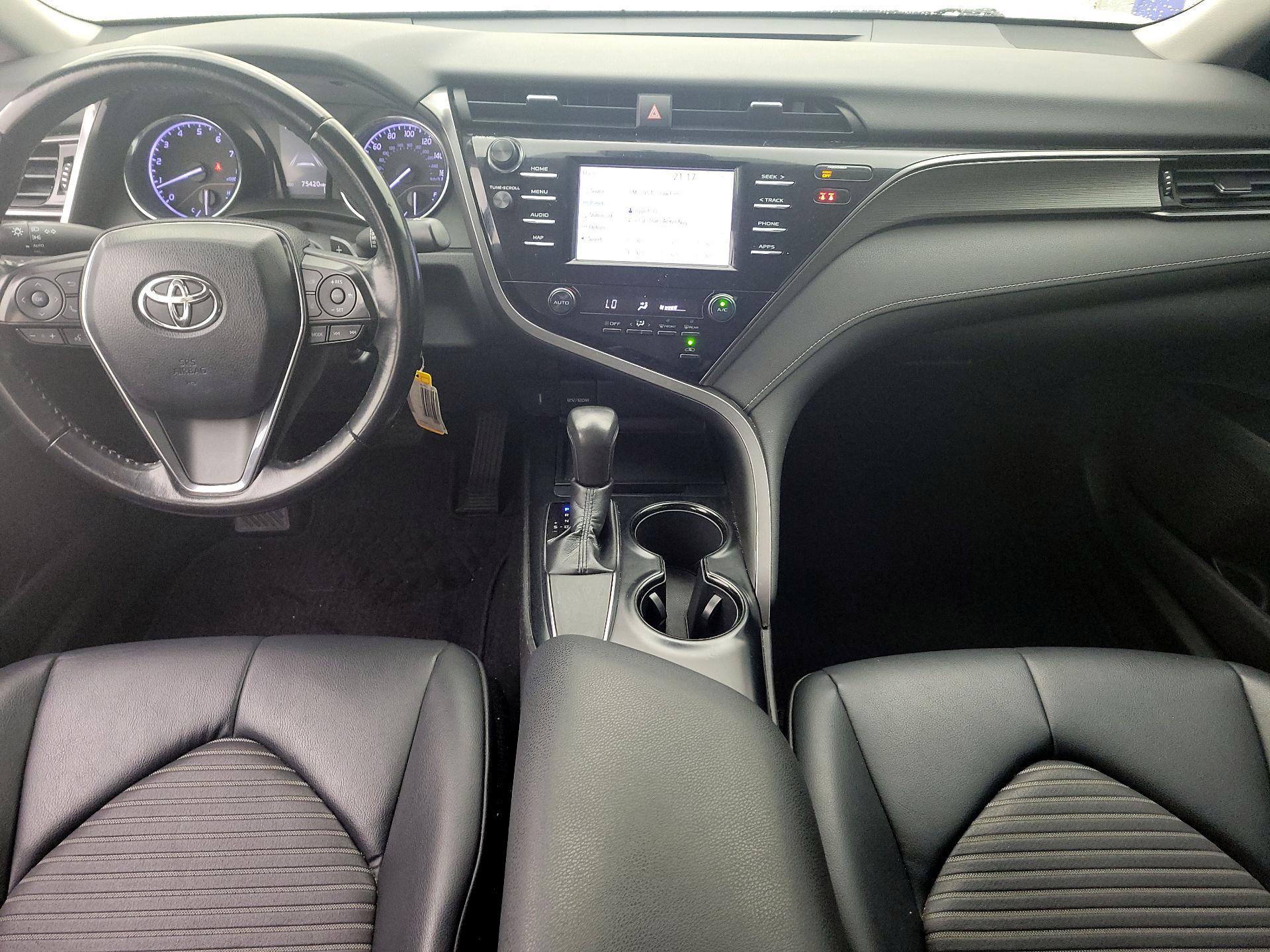 Thumbnail: 2019 Toyota Camry - 9
