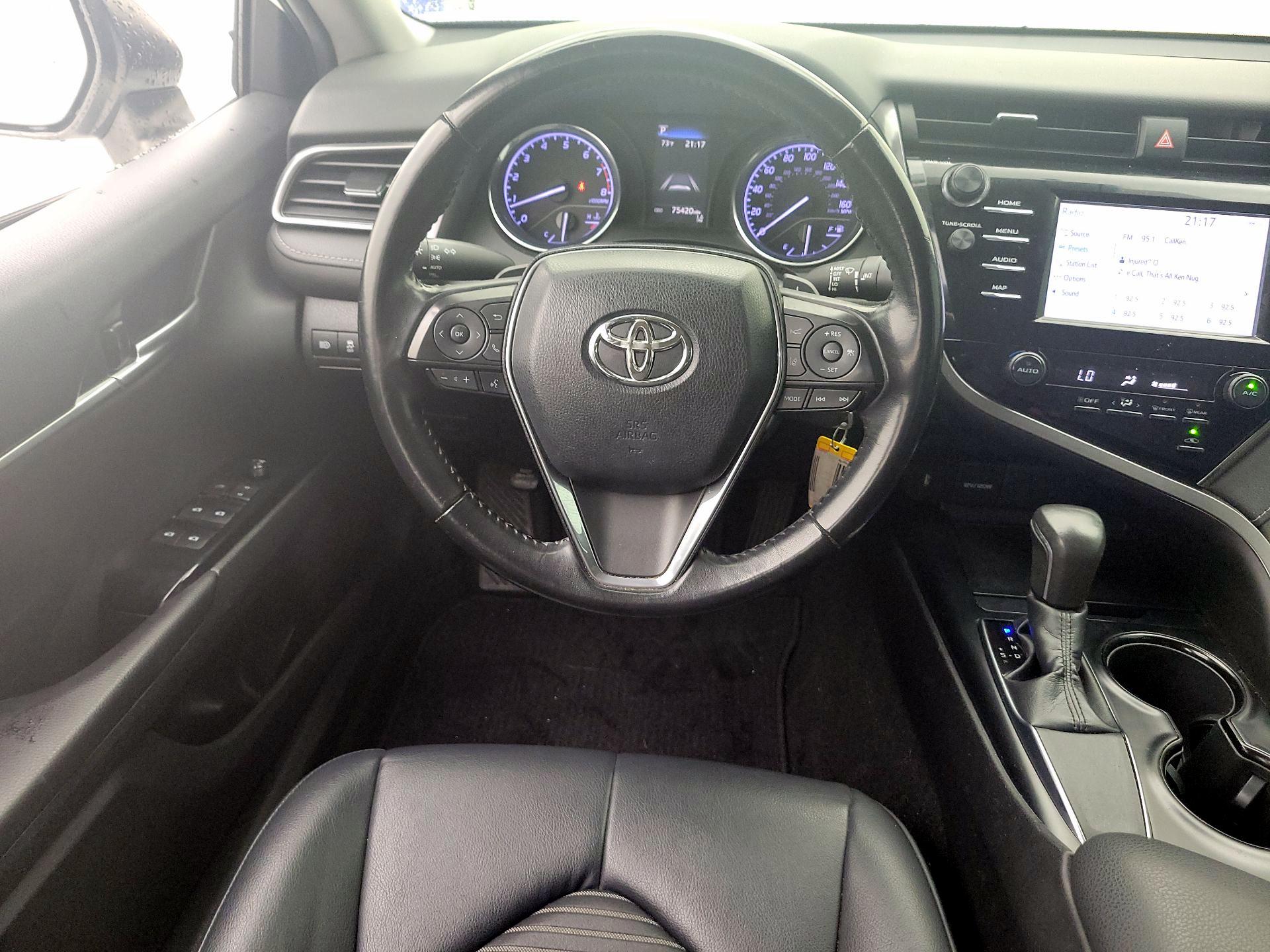 Thumbnail: 2019 Toyota Camry - 10