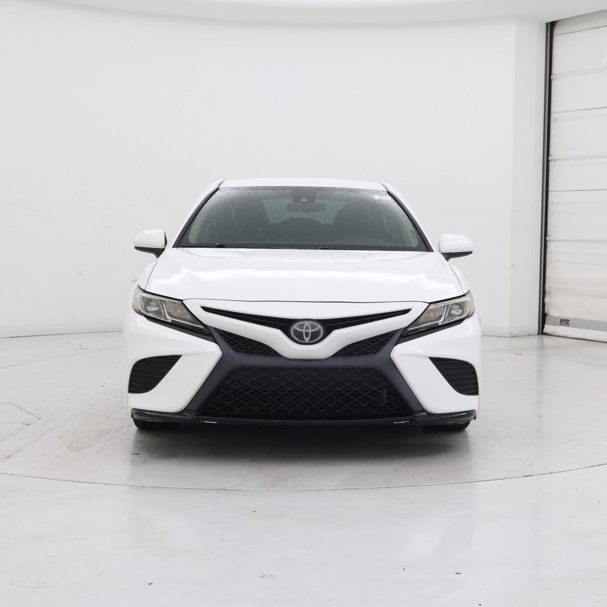Thumbnail: 2019 Toyota Camry - 5