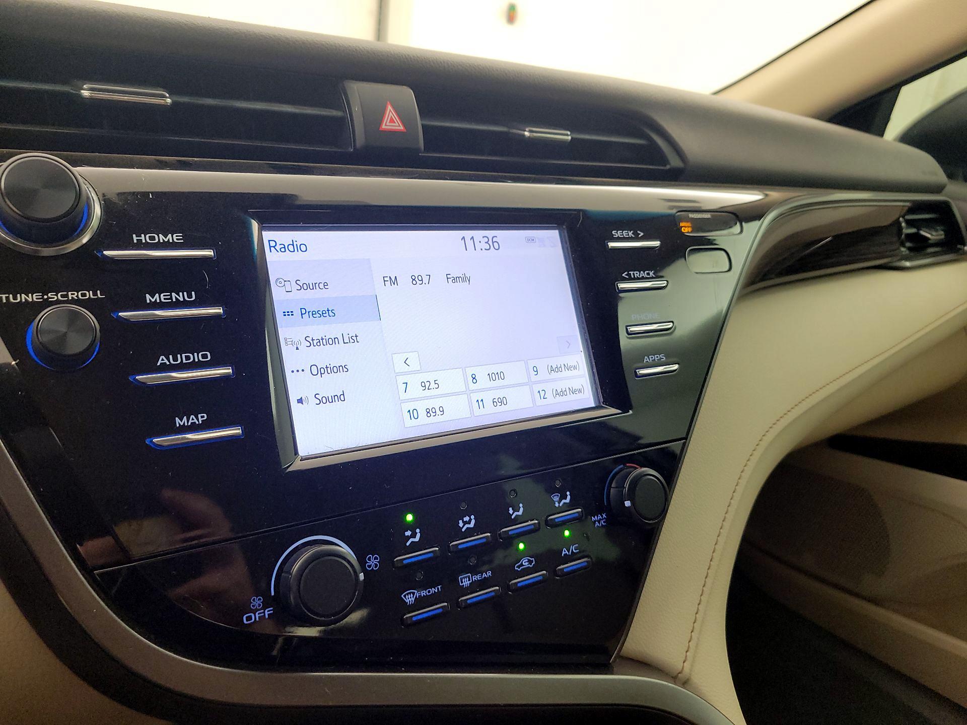 Thumbnail: 2019 Toyota Camry - 15