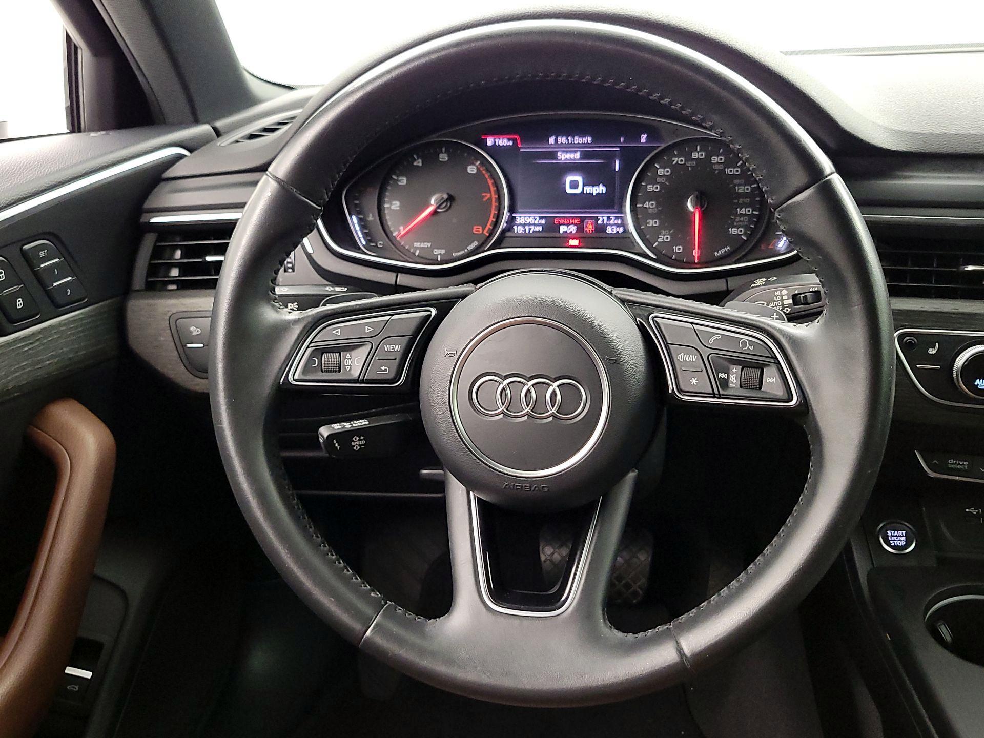 Thumbnail: 2019 Audi A4 - 10