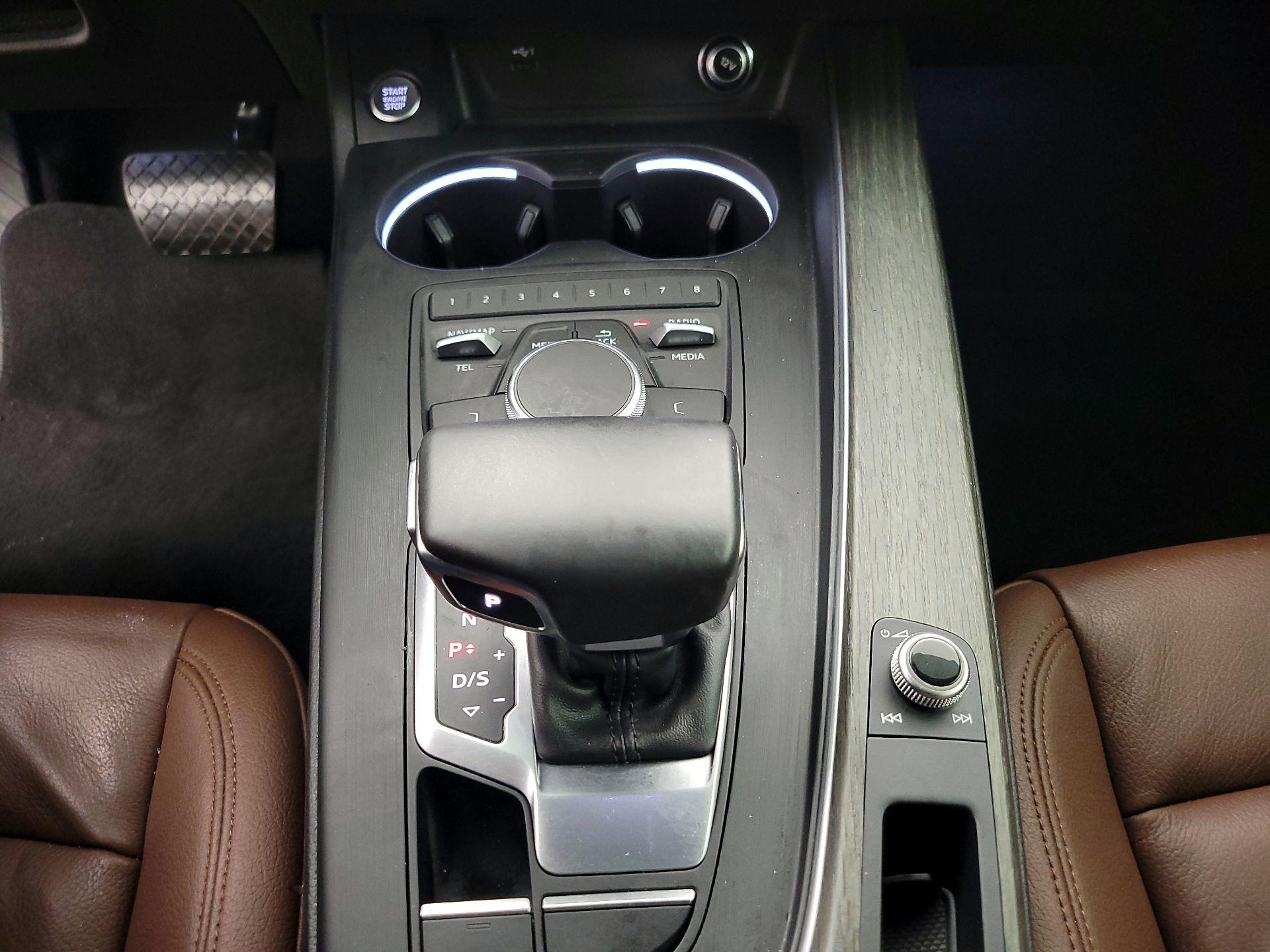 Thumbnail: 2019 Audi A4 - 17