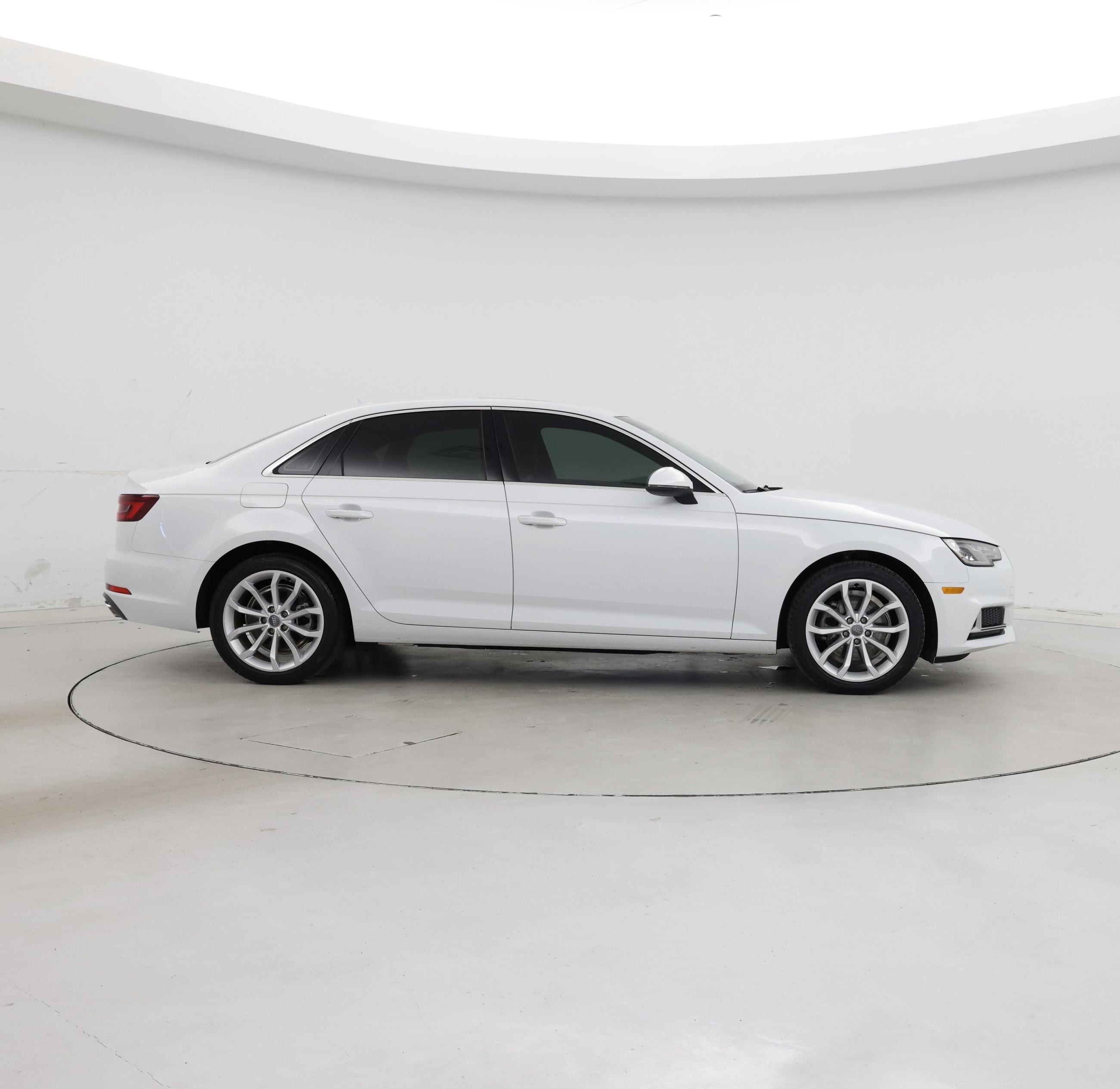 Thumbnail: 2019 Audi A4 - 7