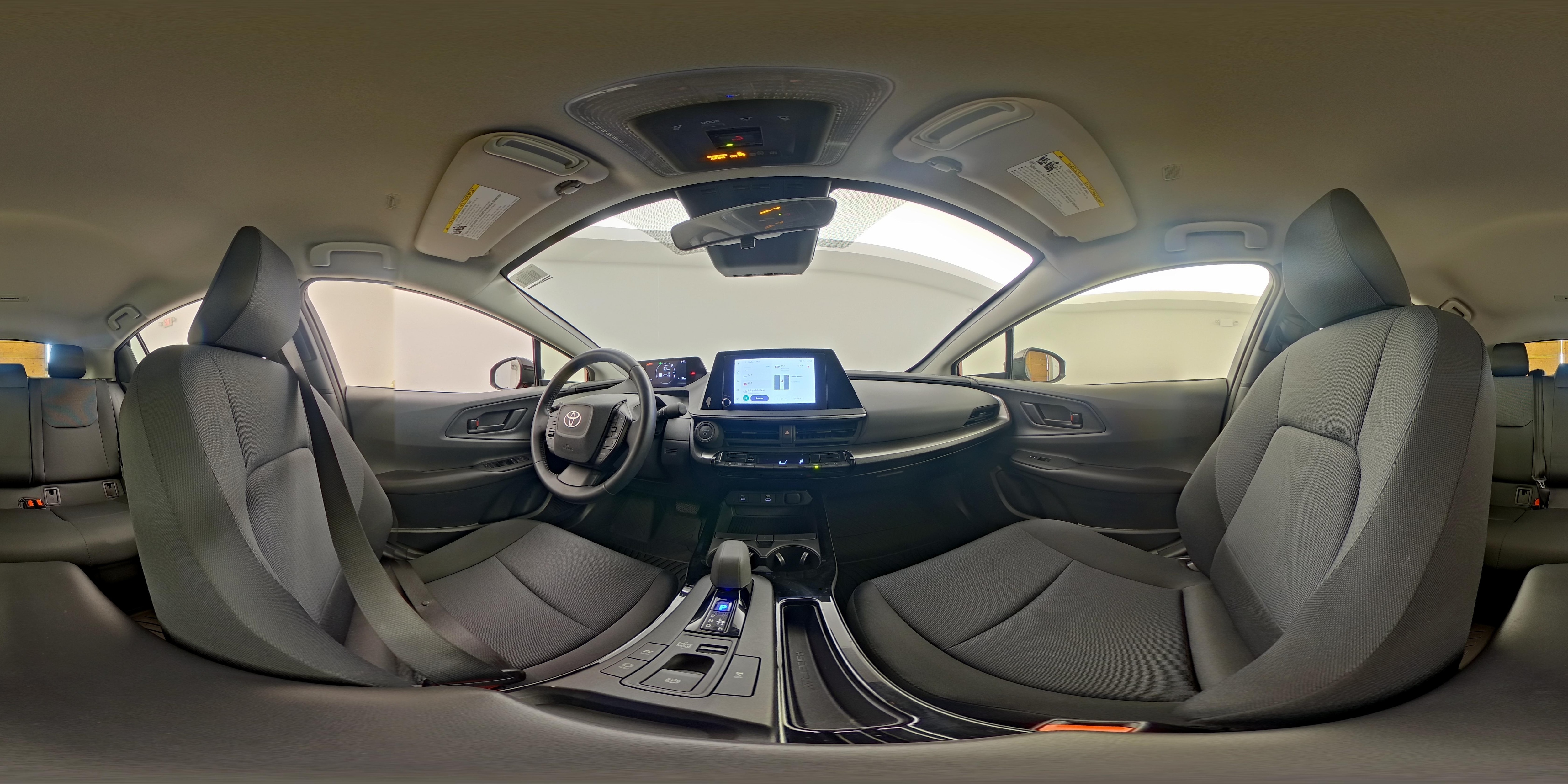 2024 Toyota Prius 24