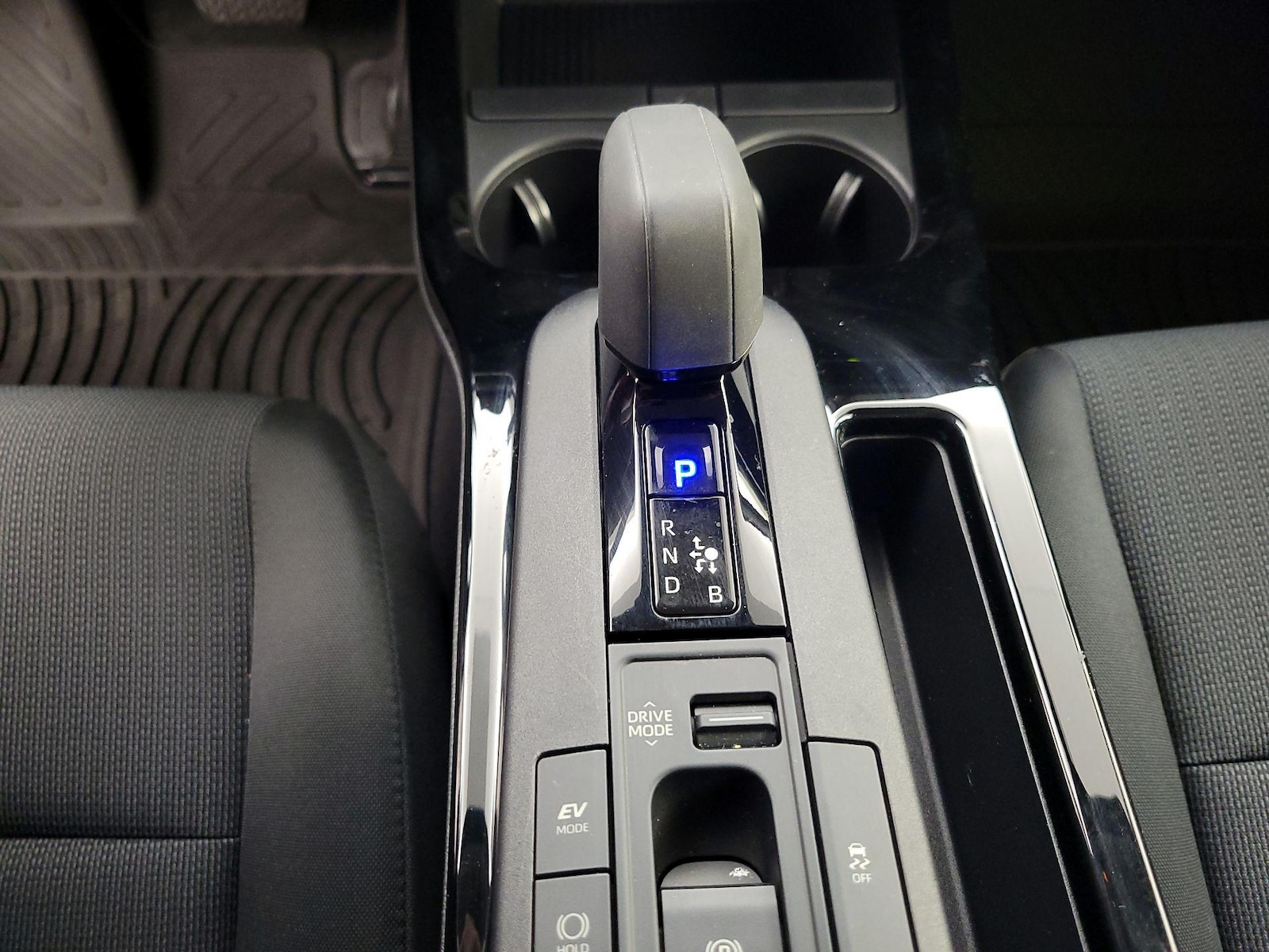 2024 Toyota Prius 18