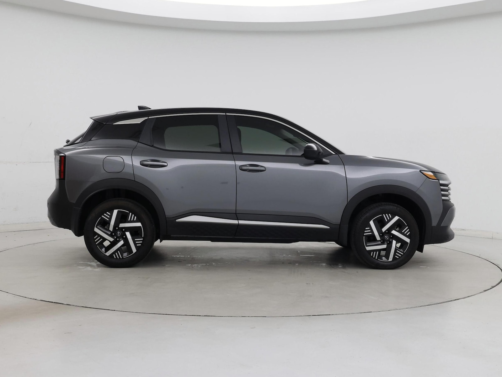 2025 Nissan Kicks SV - Photo 8