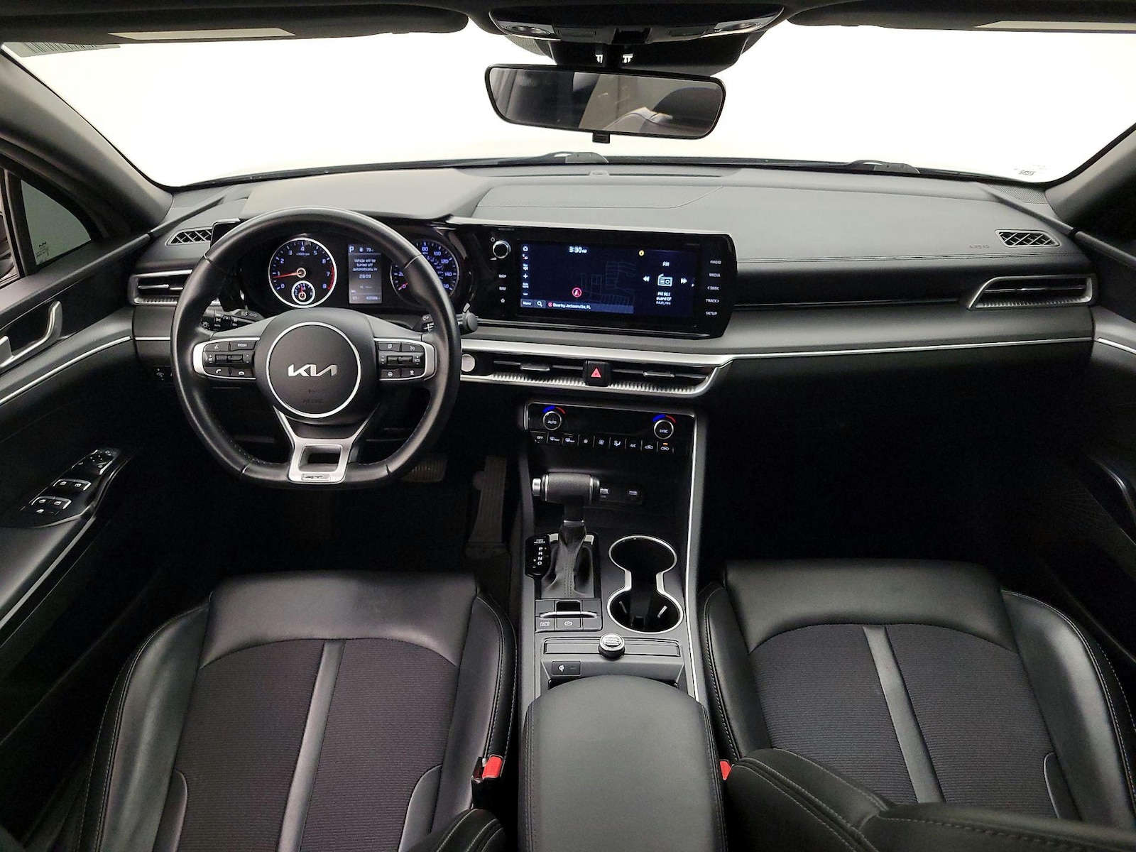 Apple CarPlay® & Android Auto™