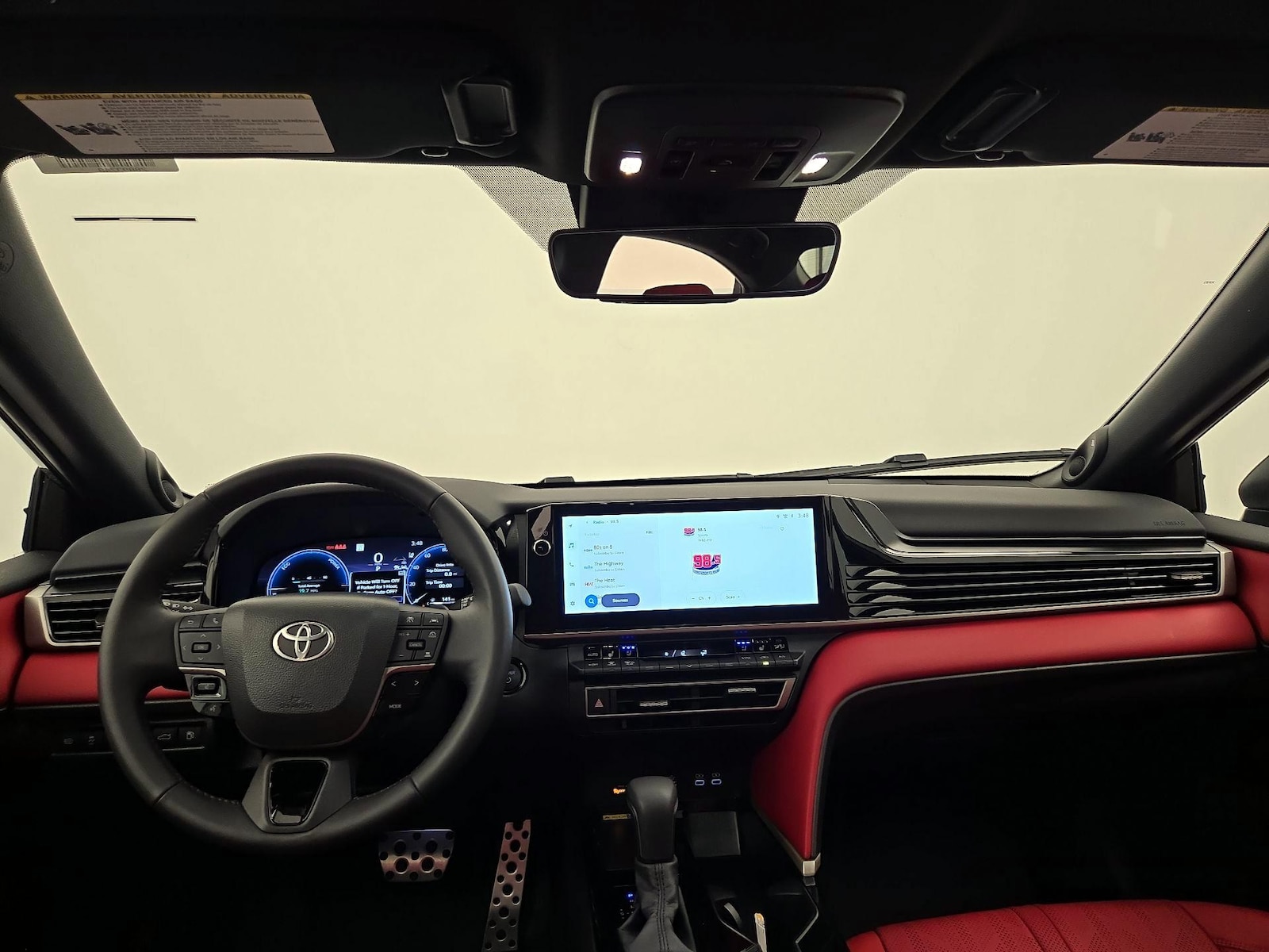2025 Toyota Camry XSE - Photo 10