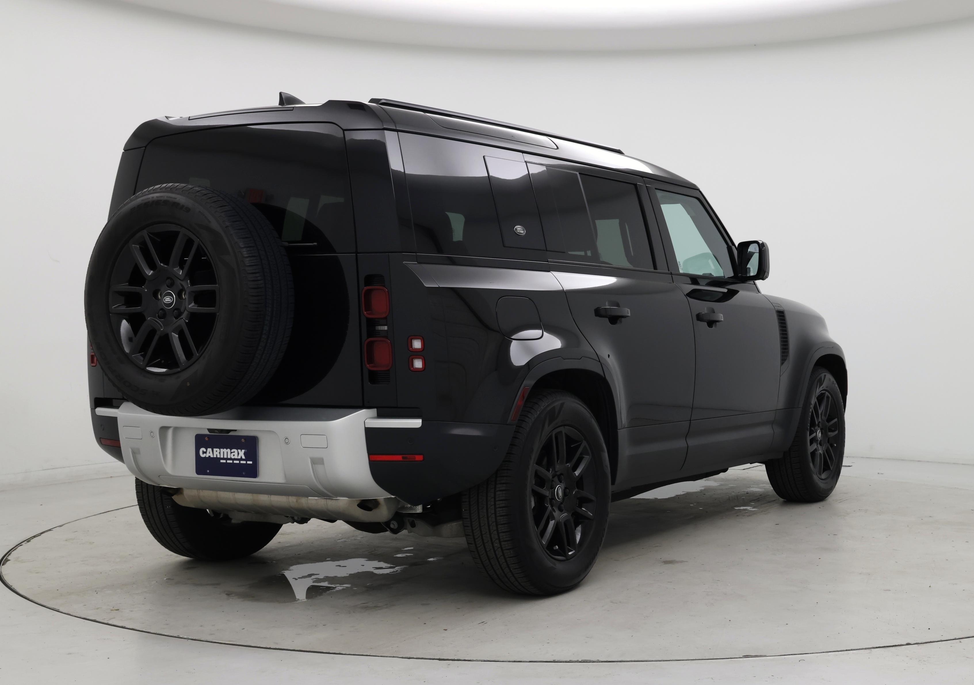 Thumbnail: 2024 Land Rover Defender - 8