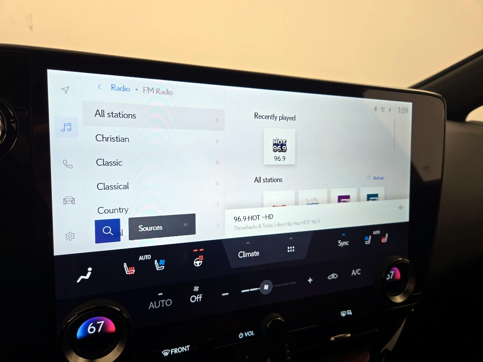 2022 Lexus NX 350 - Photo 16