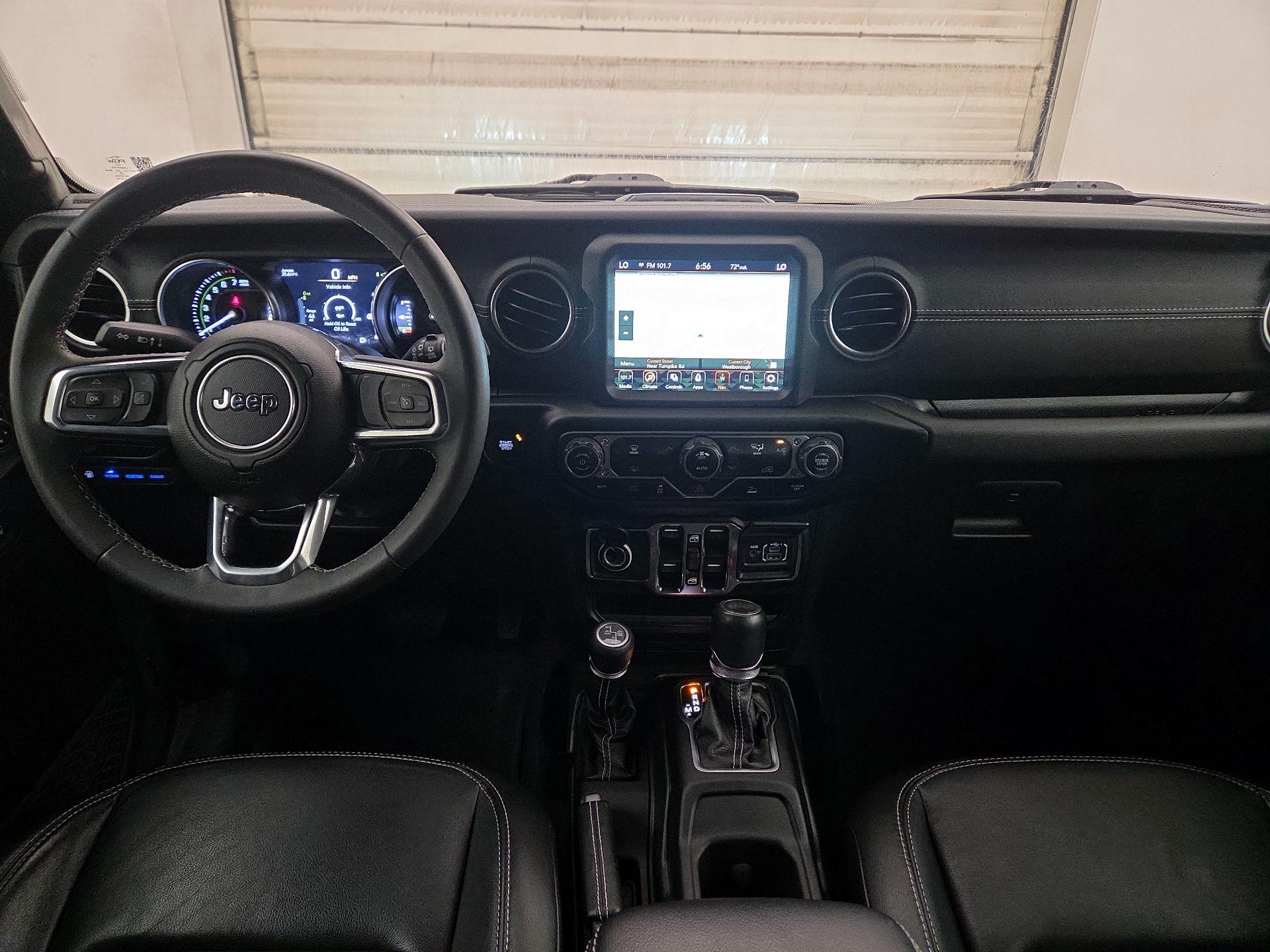 Thumbnail: 2023 Jeep Wrangler - 9