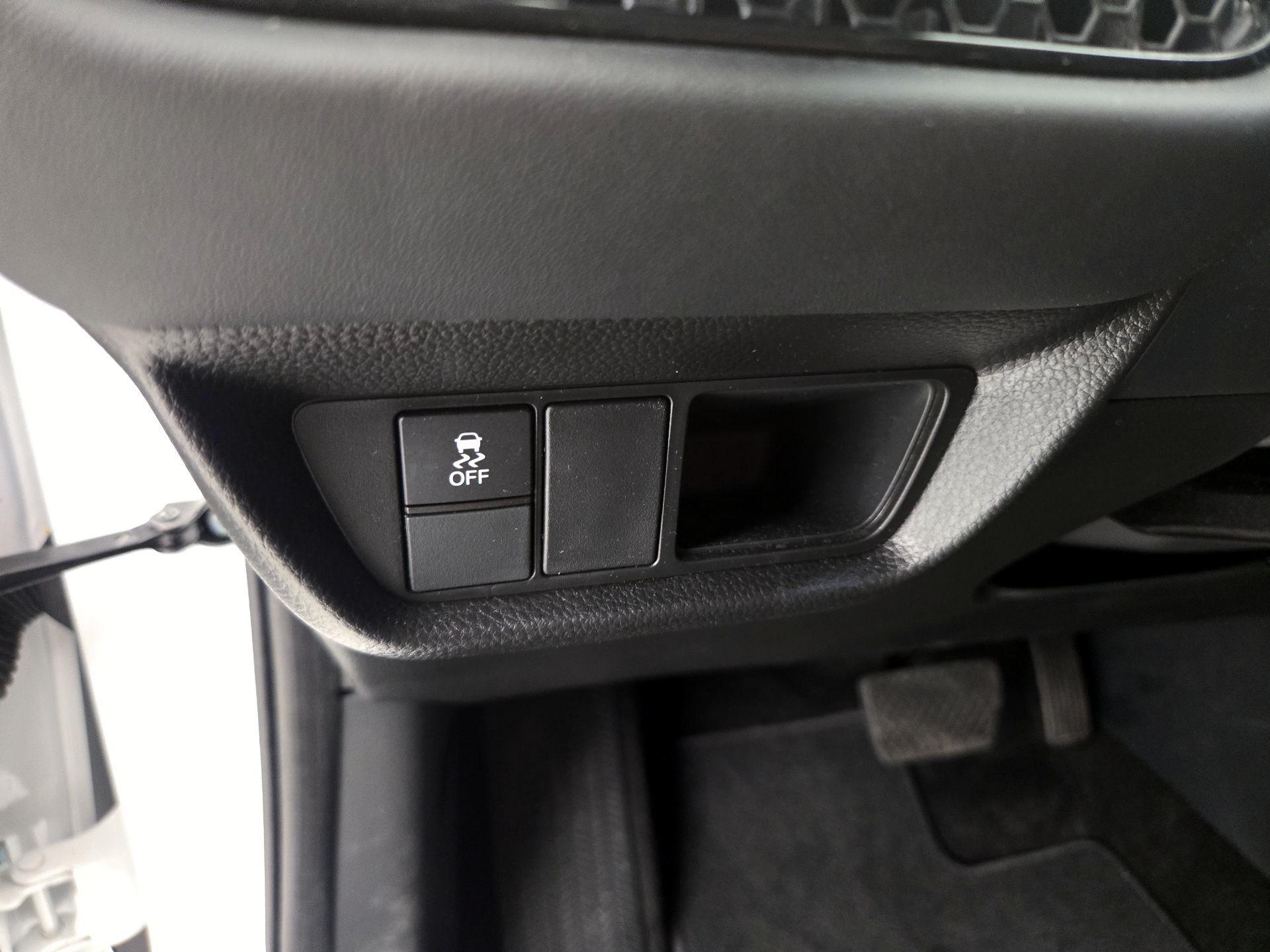 Thumbnail: 2025 Honda HR-V - 13